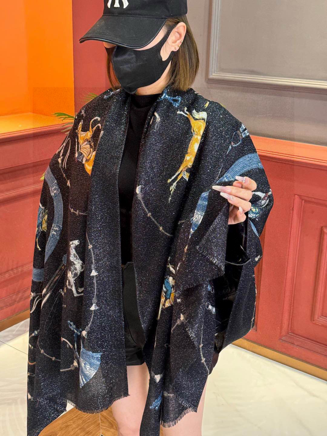   会发光发亮的围巾 新款🆕🏇🏇买了都说好看‼️推荐💕顶级工艺超值‼️爱马仕专柜爆款🎁💟立体呈现图案纹路