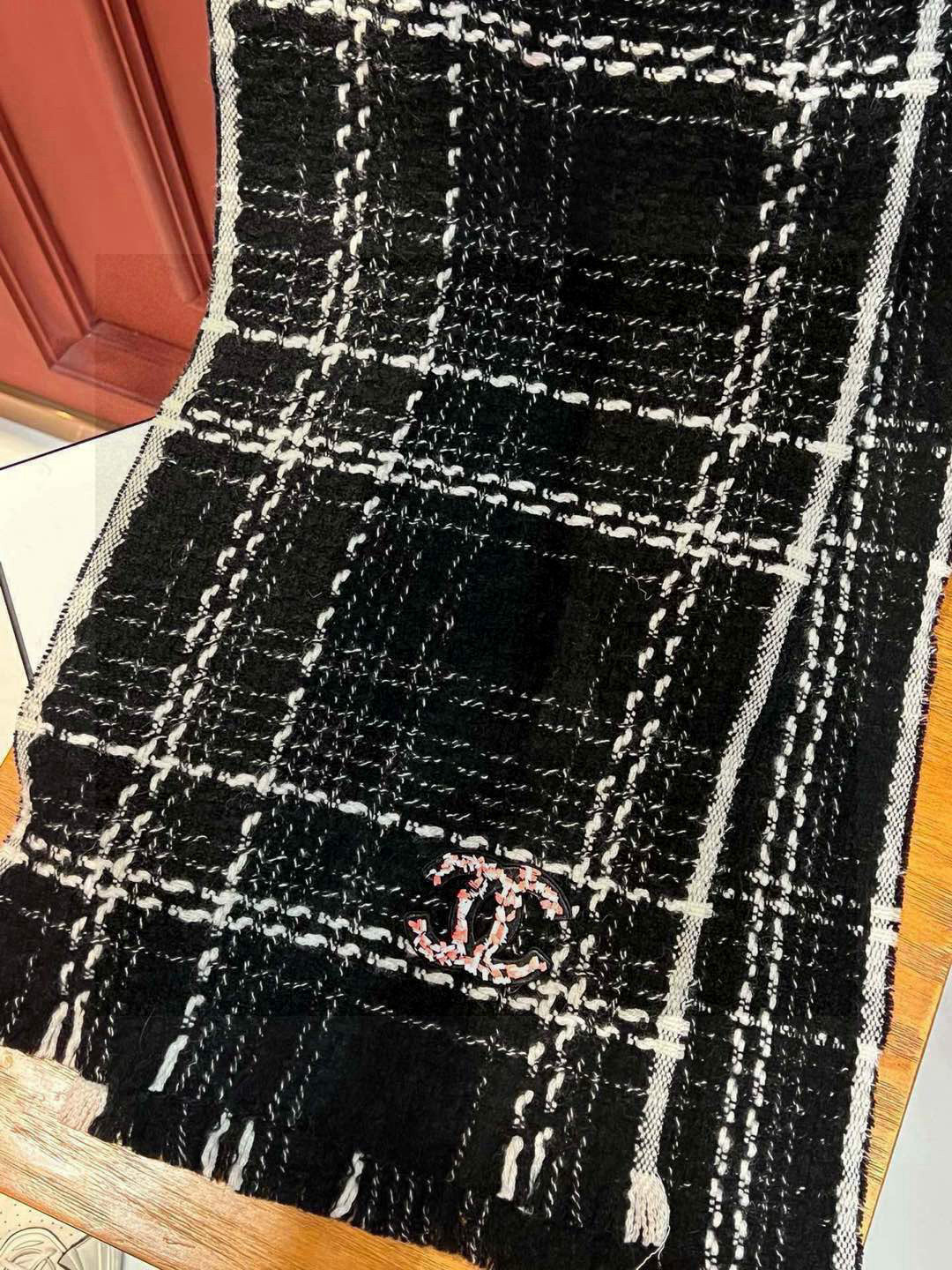  ‼️新😘😘香奈儿（CHANEL）年度最美‼️ 【双C编织格纹披肩】独家渠道原单货‼️年度最新力作 顶极