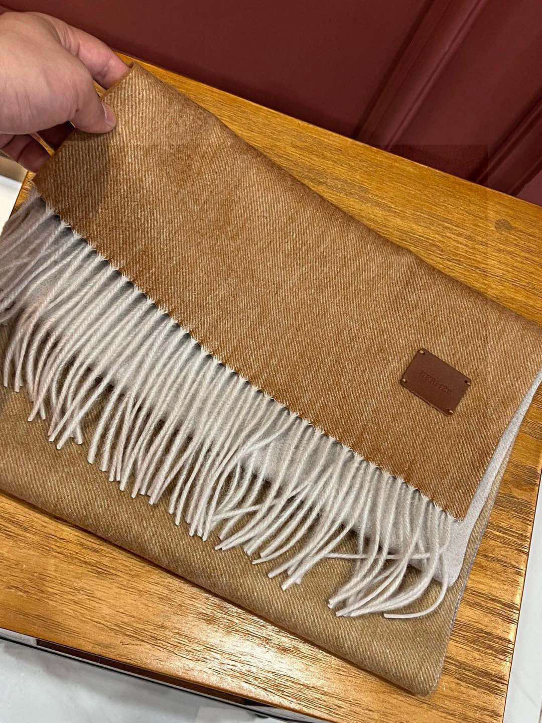  ✨✨太美了😍 爱马仕 情侣款 美到要尖叫😱专柜最新款🎊英伦欧美范儿「多色渐变」又是一款即时尚又实用的大