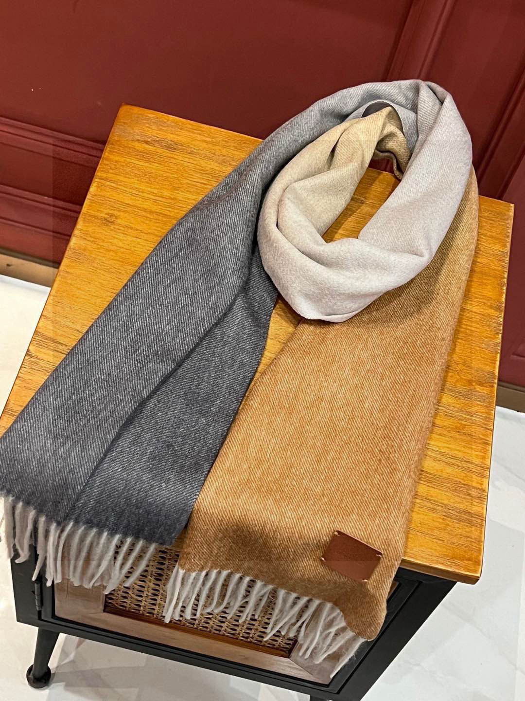  ✨✨太美了😍 爱马仕 情侣款 美到要尖叫😱专柜最新款🎊英伦欧美范儿「多色渐变」又是一款即时尚又实用的大