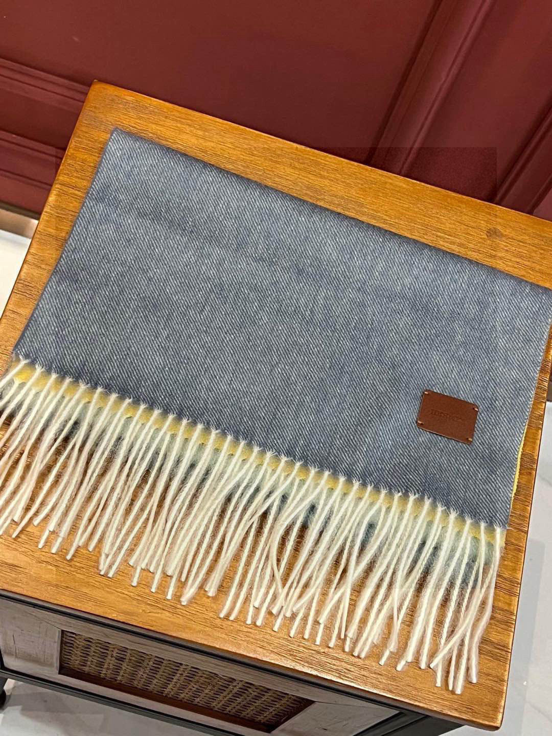  ✨✨太美了😍 爱马仕 情侣款 美到要尖叫😱专柜最新款🎊英伦欧美范儿「多色渐变」又是一款即时尚又实用的大