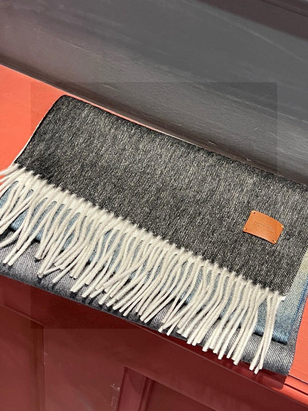  ✨✨太美了😍 爱马仕 情侣款 美到要尖叫😱专柜最新款🎊英伦欧美范儿「多色渐变」又是一款即时尚又实用的大