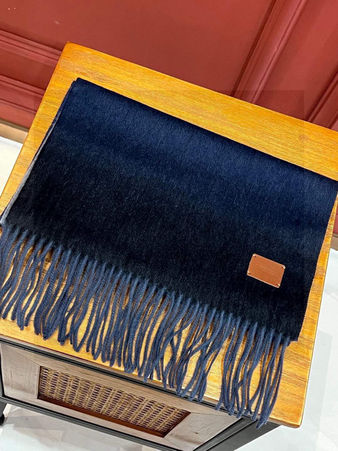  ✨✨太美了😍 爱马仕 情侣款 美到要尖叫😱专柜最新款🎊英伦欧美范儿「多色渐变」又是一款即时尚又实用的大