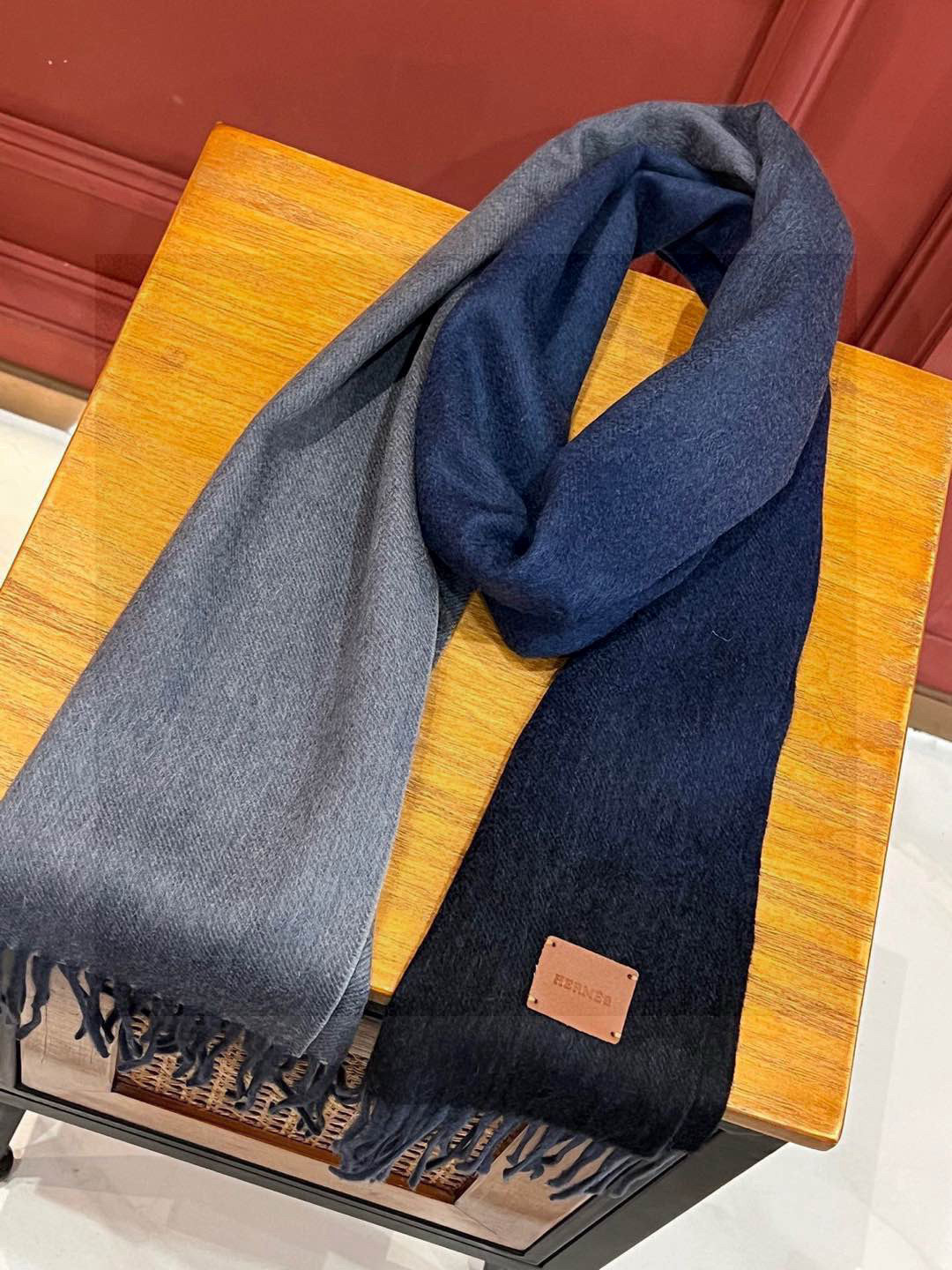  ✨✨太美了😍 爱马仕 情侣款 美到要尖叫😱专柜最新款🎊英伦欧美范儿「多色渐变」又是一款即时尚又实用的大