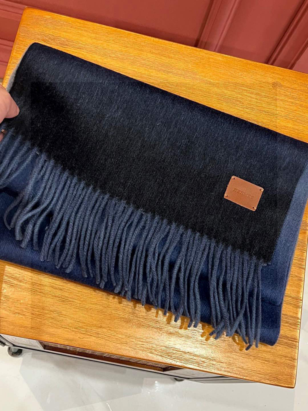  ✨✨太美了😍 爱马仕 情侣款 美到要尖叫😱专柜最新款🎊英伦欧美范儿「多色渐变」又是一款即时尚又实用的大