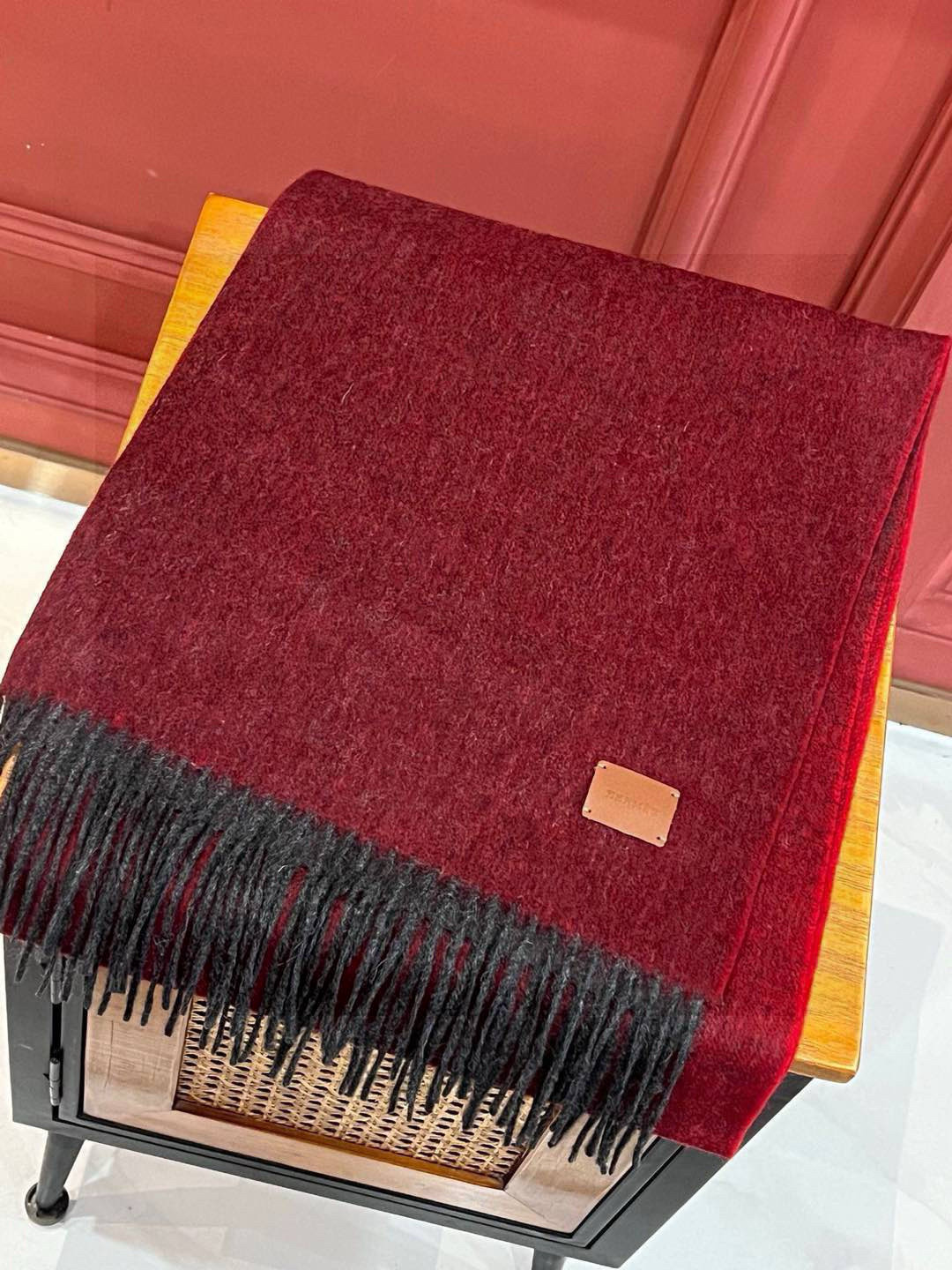  ✨✨太美了😍 爱马仕 情侣款 美到要尖叫😱专柜最新款🎊英伦欧美范儿「多色渐变」又是一款即时尚又实用的大