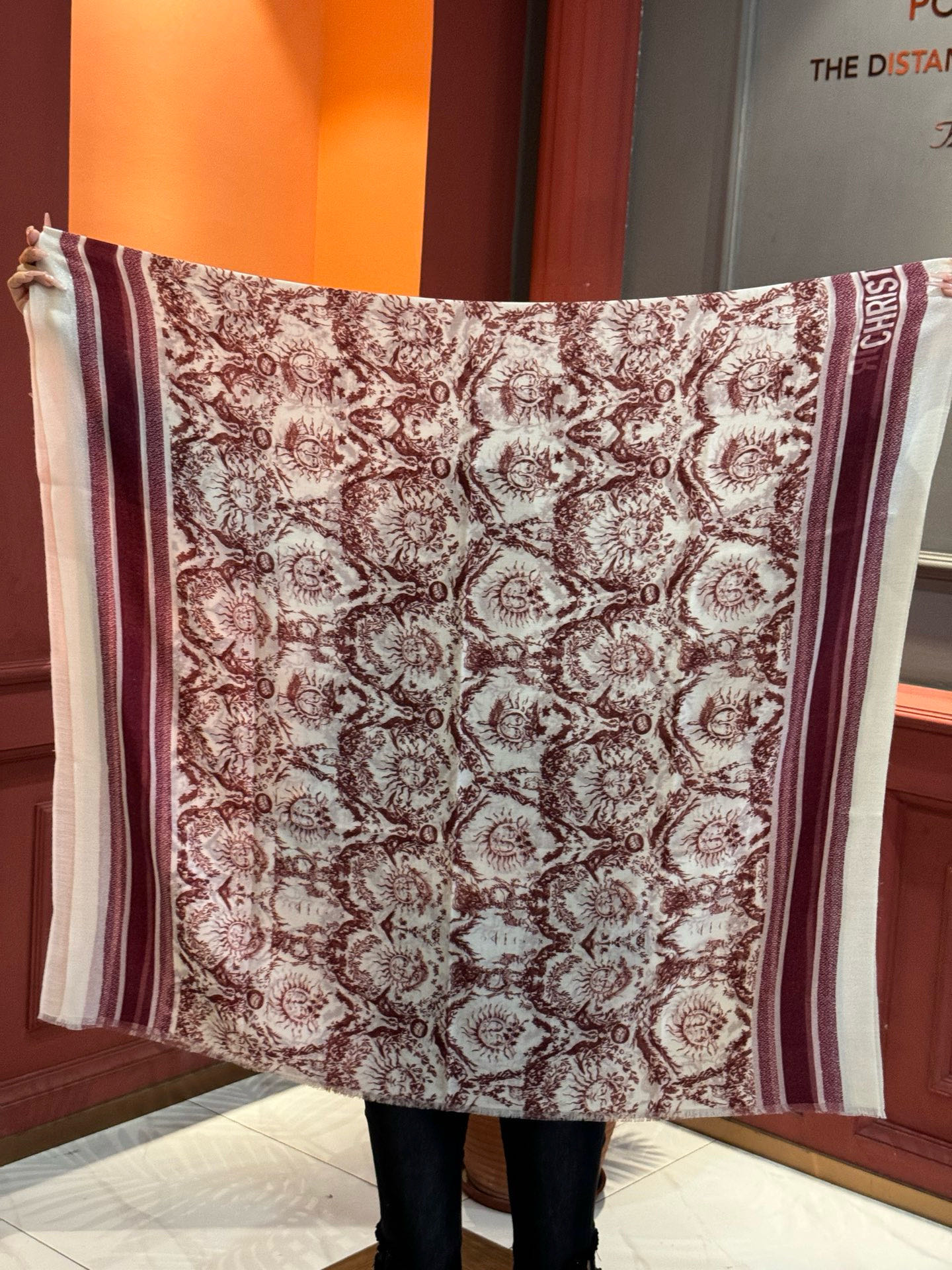 （会发光发亮的围巾）💃🏻💃🏻D家【D太阳女神银丝长巾】‼️抢‼️VI价🉐️推荐 ‼️👍下手一定要快【高端