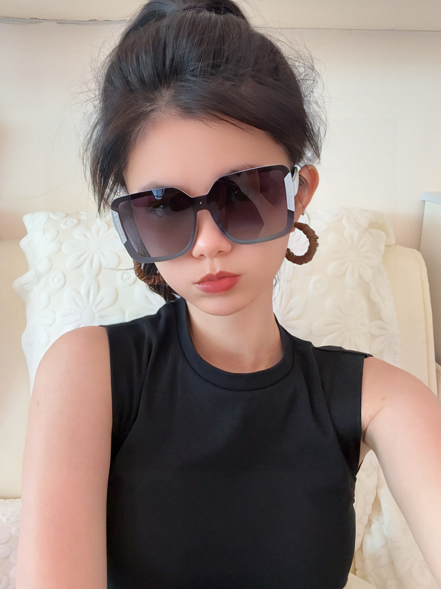 NO:369674,【TR polarization series】Chanel large frame sunglasses and sunglasses Classic square frame design, not picky about face shape, it shows temperament, whether paired with a coat or a dress, polarized lenses prevent UV rays Model CH2990 glasses sunglasses, glasses, chanel, skirts19860909【TR偏光系列】Chanel大框太阳镜墨镜 经典的方框设计,不挑脸型,无论搭配大衣还是连衣裙都非常显气质偏光镜片预防紫外线 型号CH2990眼镜墨镜太阳镜,眼镜,chanel,skirts,glasses