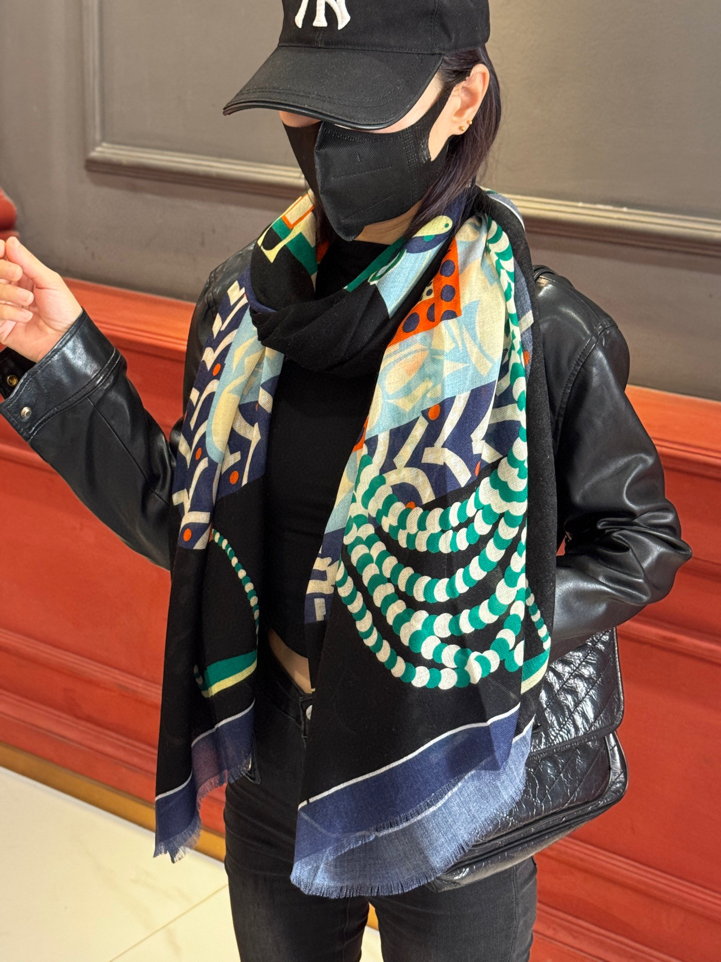  专柜同步 Hermes家买了都说好看【马鞍羊绒长巾】‼️推荐💕顶级工艺超值‼️爱马仕专柜爆款🎁🎁羊绒长