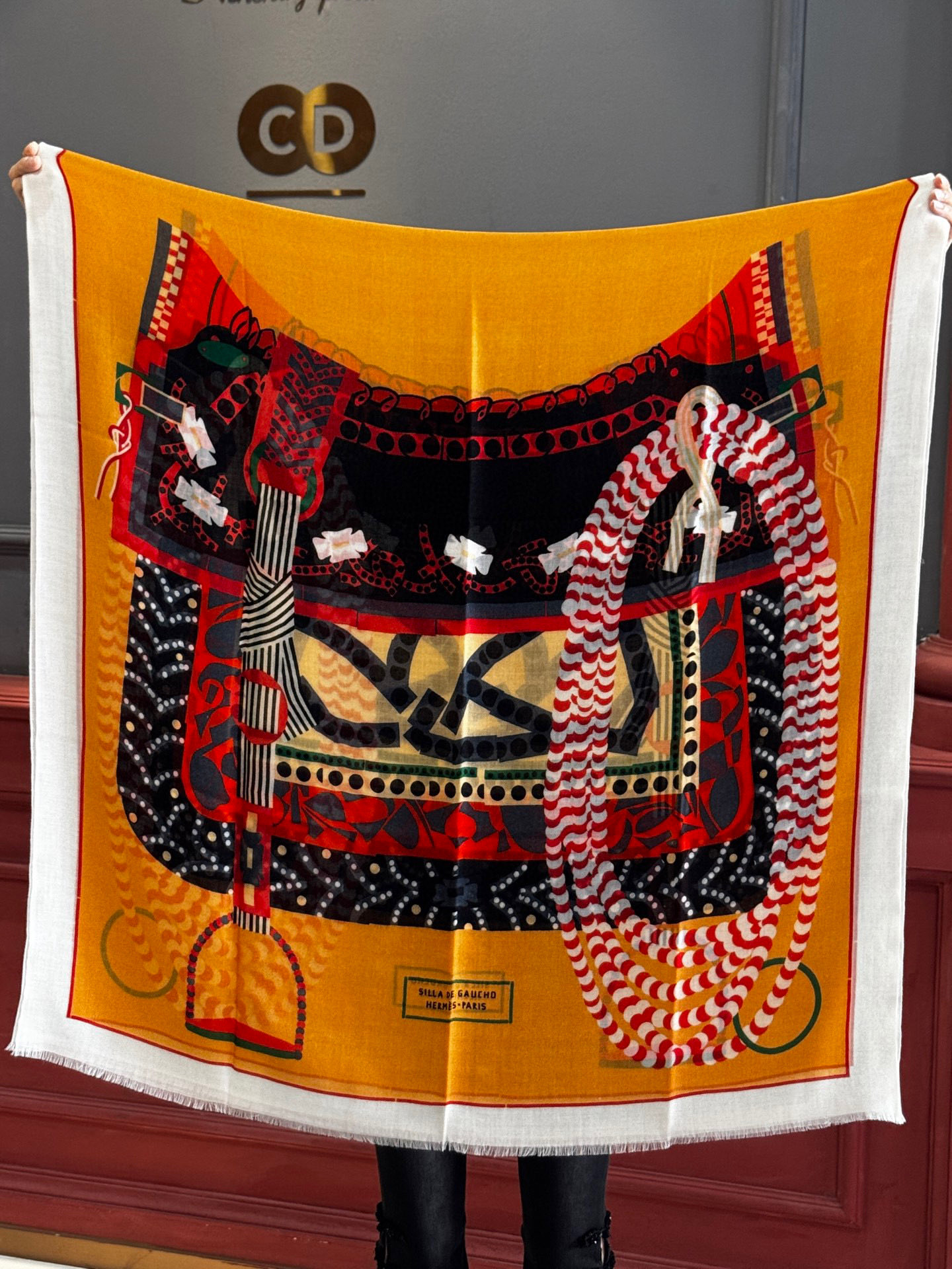  专柜同步 Hermes家买了都说好看【马鞍羊绒长巾】‼️推荐💕顶级工艺超值‼️爱马仕专柜爆款🎁🎁羊绒长