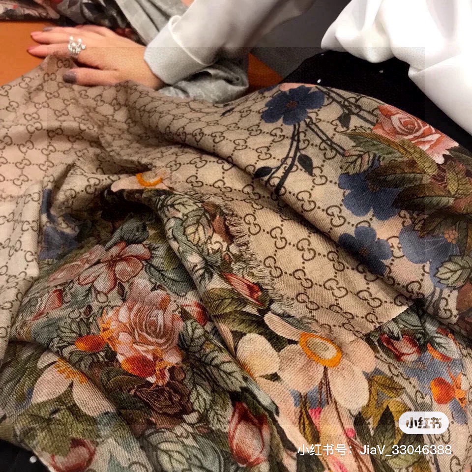  💟秀外慧中，美到过分❗️上身效果疯狂的喜欢❗️Gucci New~300支高端戒指绒！真心美爆了的设计