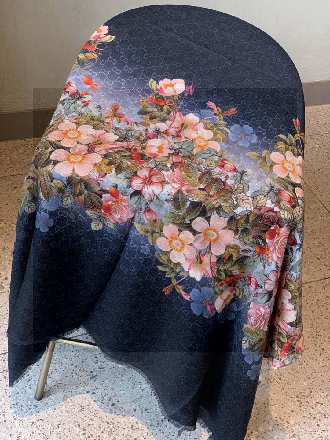  💟秀外慧中，美到过分❗️上身效果疯狂的喜欢❗️Gucci New~300支高端戒指绒！真心美爆了的设计