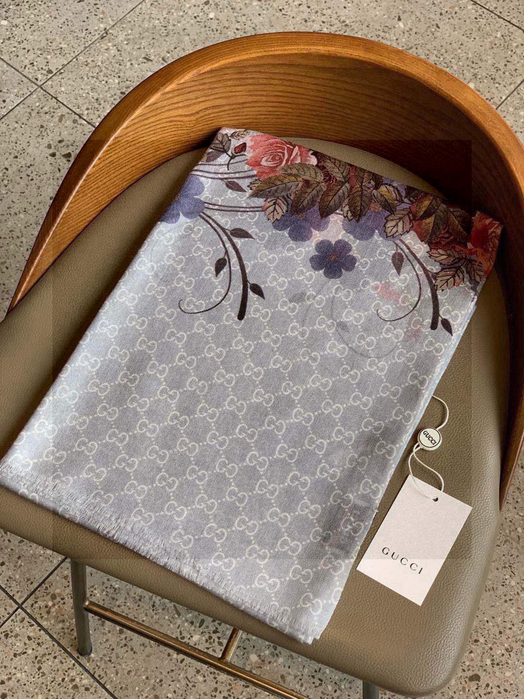  💟秀外慧中，美到过分❗️上身效果疯狂的喜欢❗️Gucci New~300支高端戒指绒！真心美爆了的设计