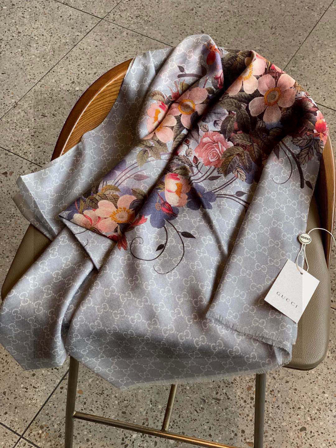  💟秀外慧中，美到过分❗️上身效果疯狂的喜欢❗️Gucci New~300支高端戒指绒！真心美爆了的设计