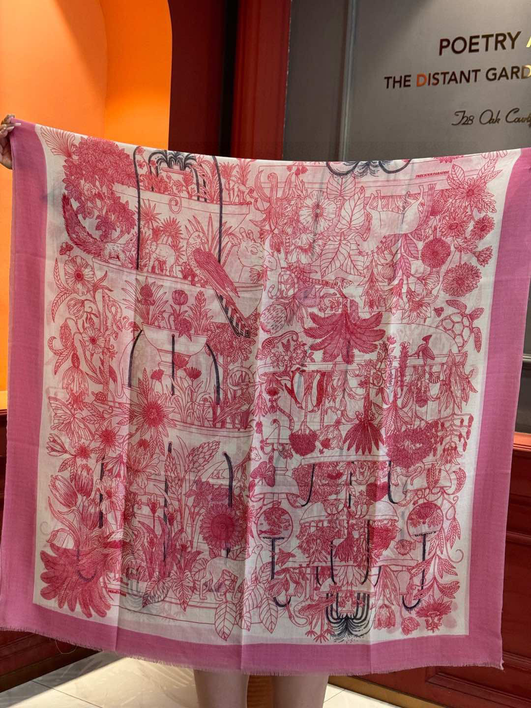  专柜同步 Hermes家买了都说好看【珍奇乐园羊绒长巾】‼️推荐💕顶级工艺超值‼️爱马仕专柜爆款🎁🎁羊