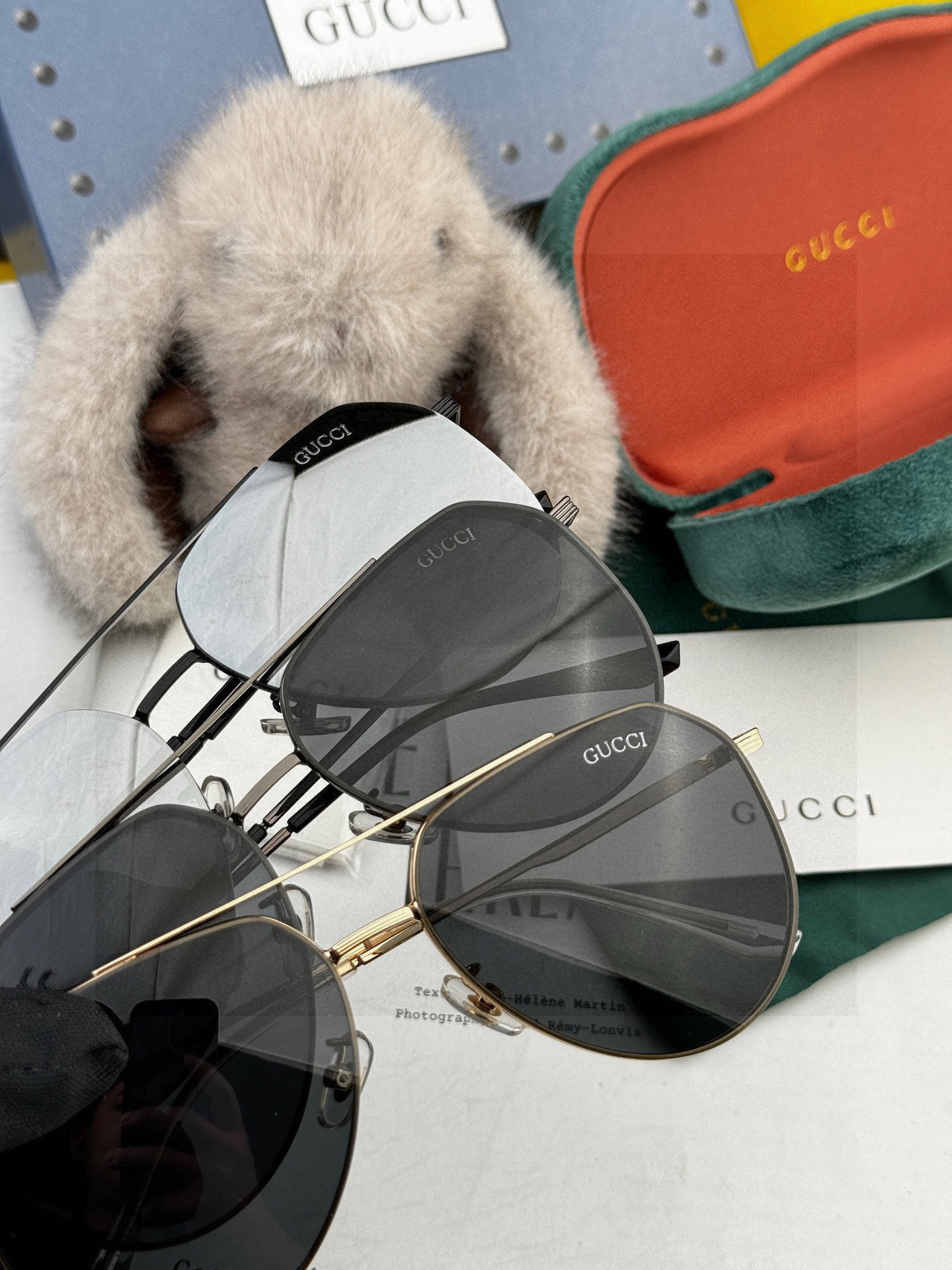         GUCCI 男款炫彩飞行员偏光太阳镜 ❤️材质：高清尼龙加厚卡槽高清偏光镜片 🌹无边框镜