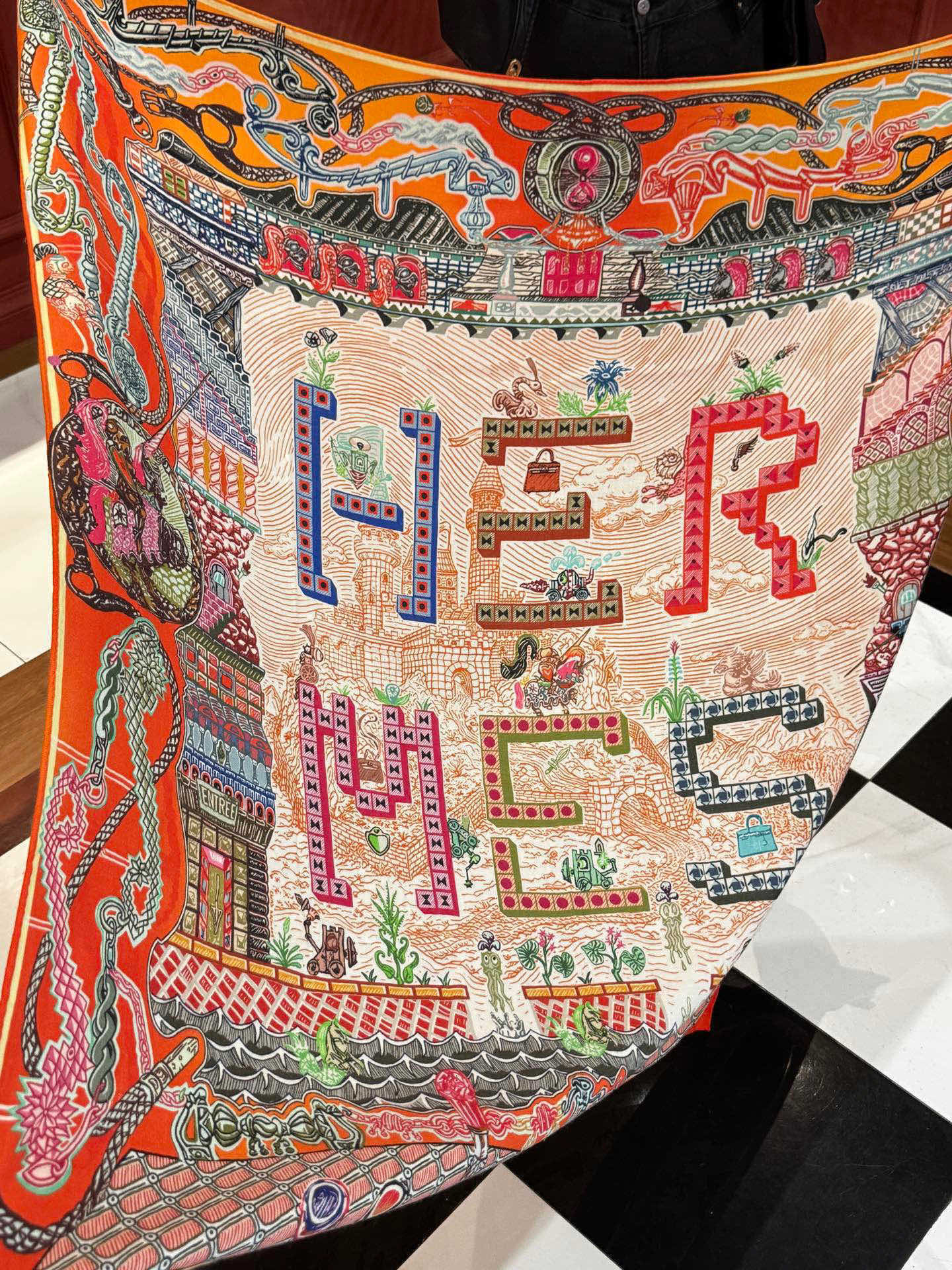  新款 秋冬搭配利器❗️顶级双面同色真丝羊绒披肩！！点睛精彩，图案和配色都超级喜欢，又一款双面配色工艺设