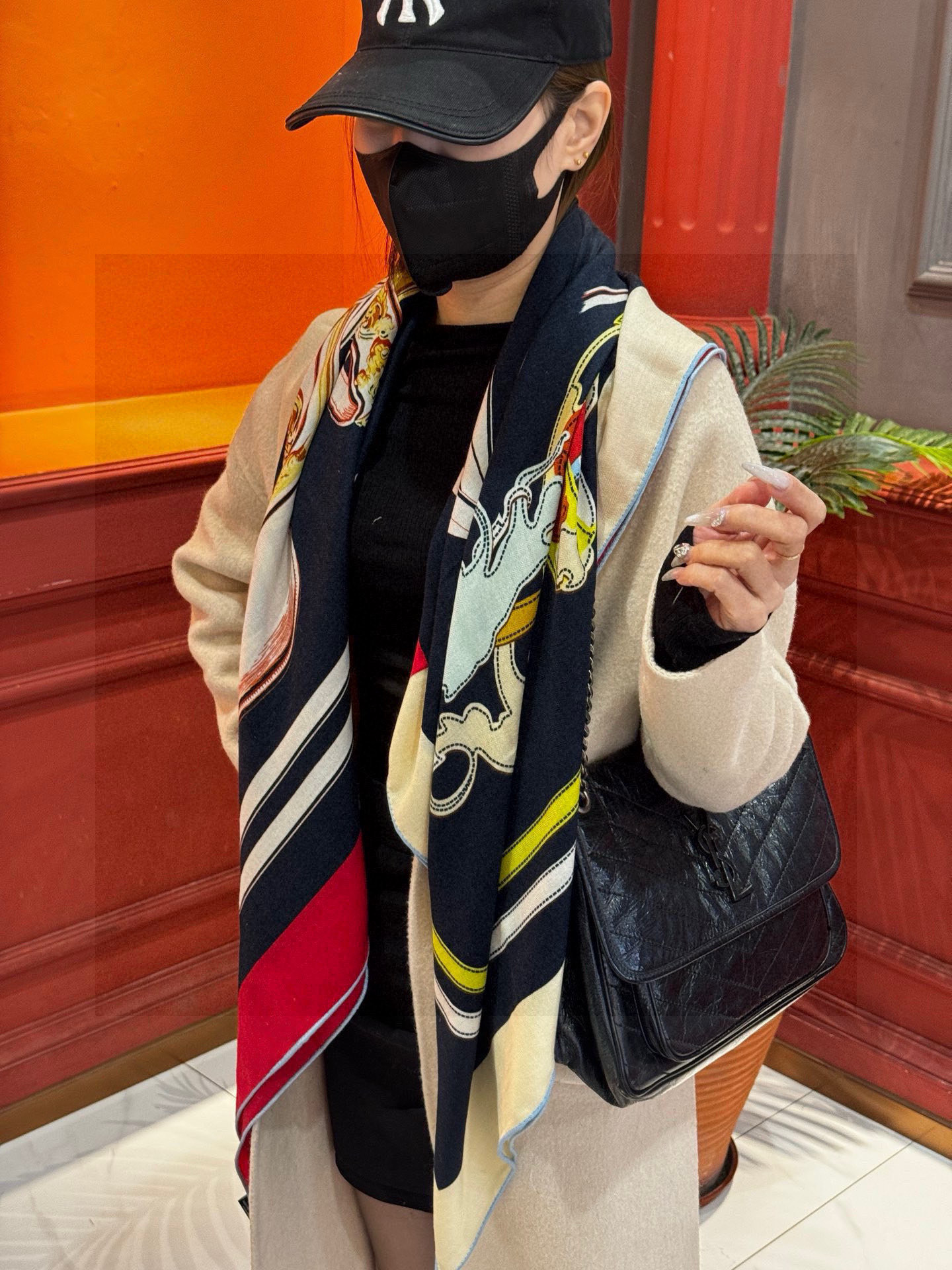  羊绒新款🆕🏇🏇买了都说好看‼️推荐💕【华丽的缰辔双面同色140】羊绒方巾，顶级工艺超值‼️爱马仕专柜爆