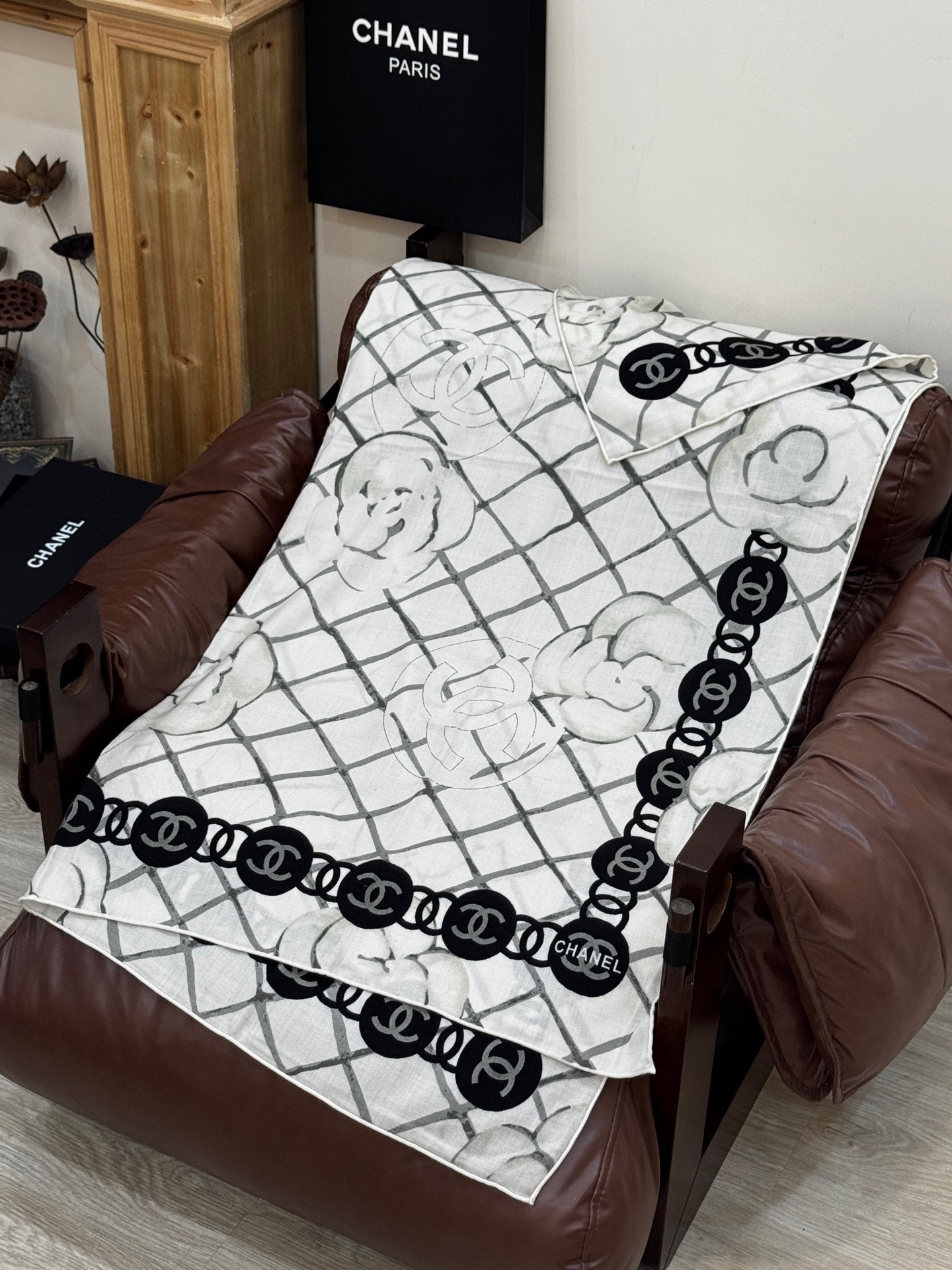 📦新款💖💖🏻🏻【山茶花印花140】140丝绒双面同色印花方巾‼️抢‼️VIP推荐 ‼️下手一定要快【高端