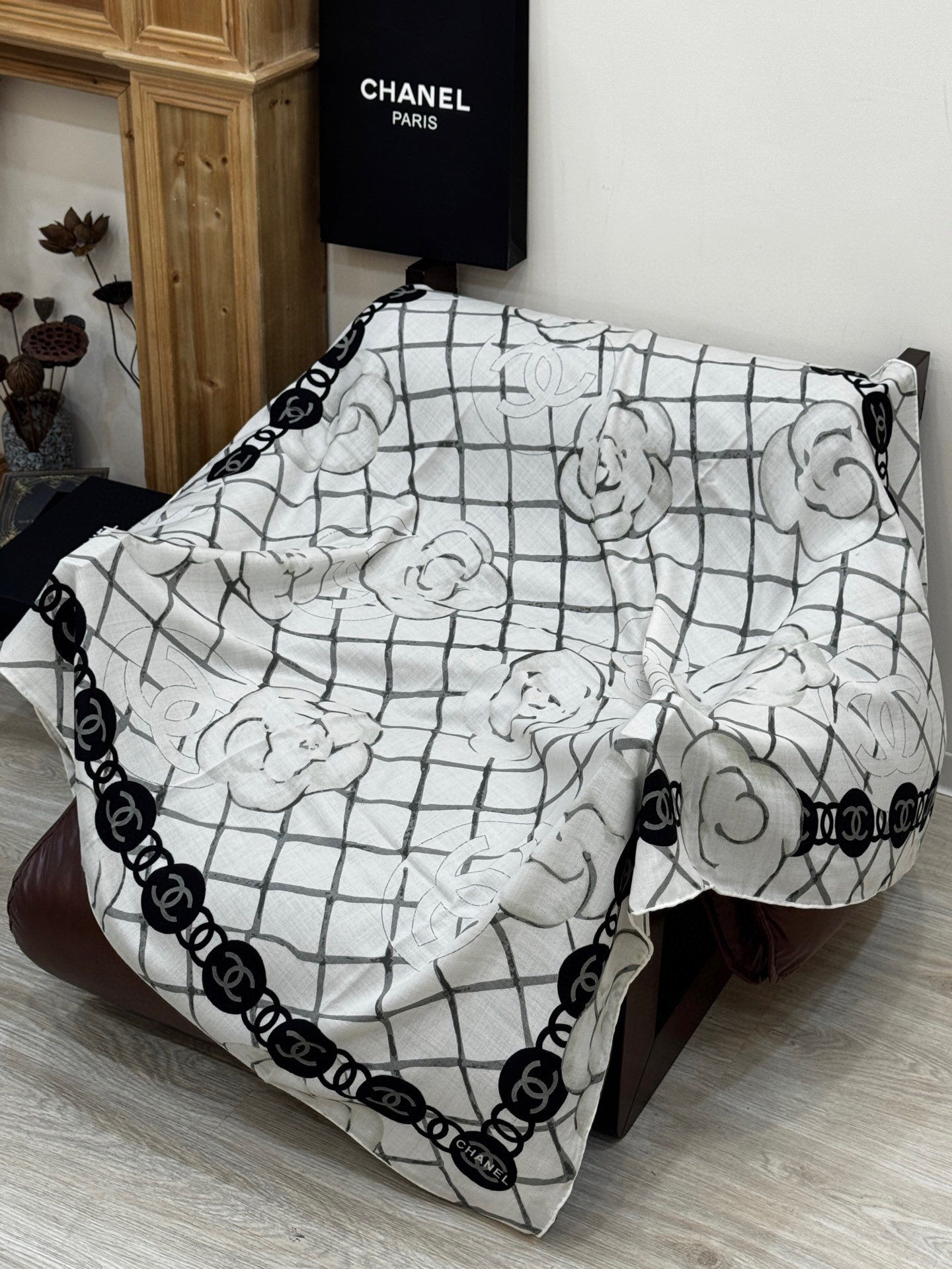 📦新款💖💖🏻🏻【山茶花印花140】140丝绒双面同色印花方巾‼️抢‼️VIP推荐 ‼️下手一定要快【高端