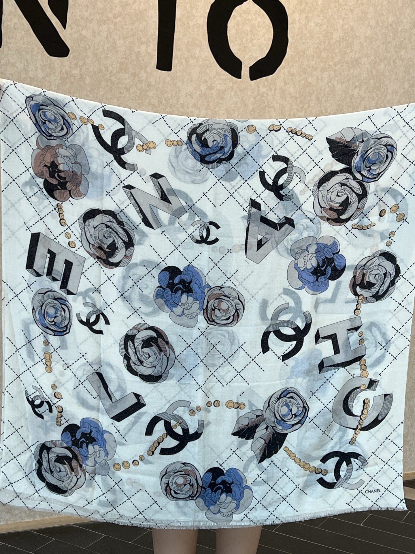  会发光发亮的围巾 💄💋新款客供亮片💖羊绒面料长巾 😘美翻了流泪【彩色山茶花银线长巾】御用殿堂级极‼️新