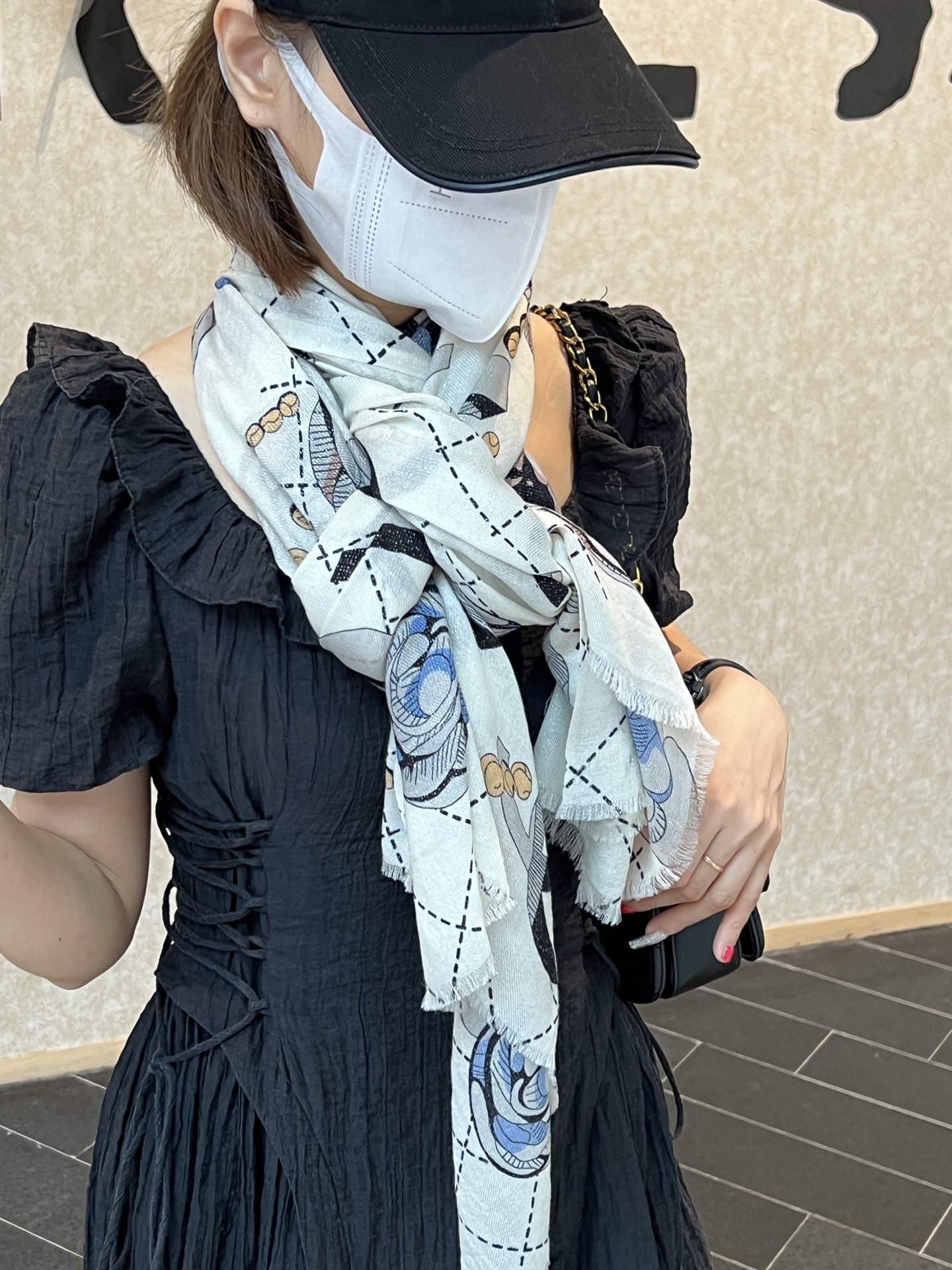  会发光发亮的围巾 💄💋新款客供亮片💖羊绒面料长巾 😘美翻了流泪【彩色山茶花银线长巾】御用殿堂级极‼️新