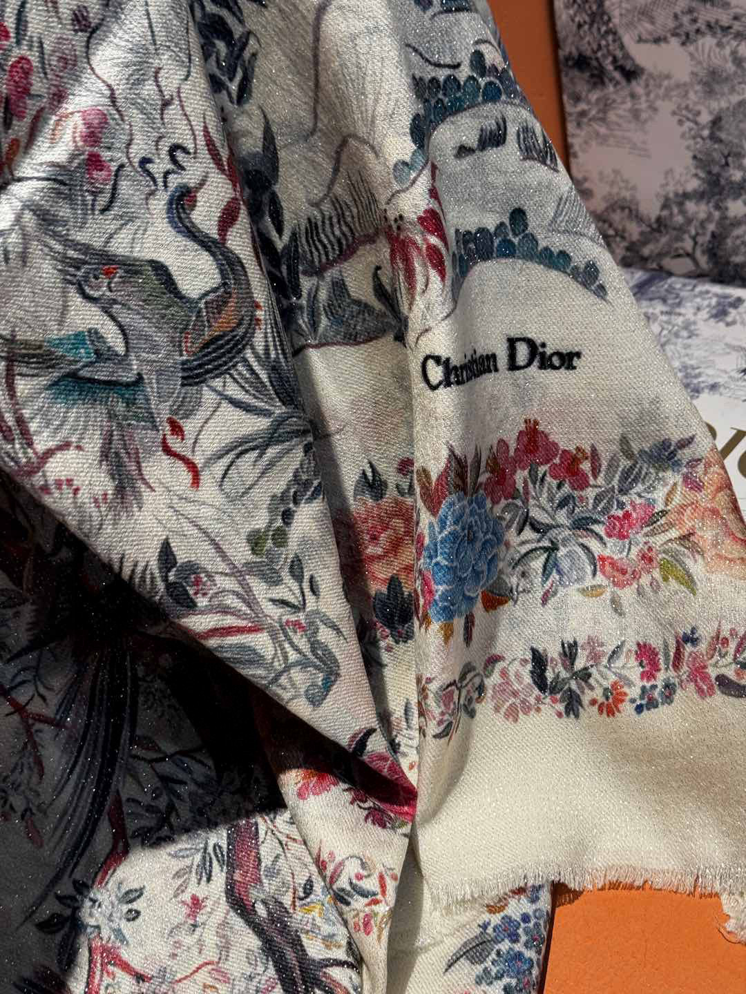 ✨✨【金银丝款】Dior专柜款～就是告诉大家这款必须收～上新🆕❤️ 新款长羊绒😍专柜同步🌈✨这个size