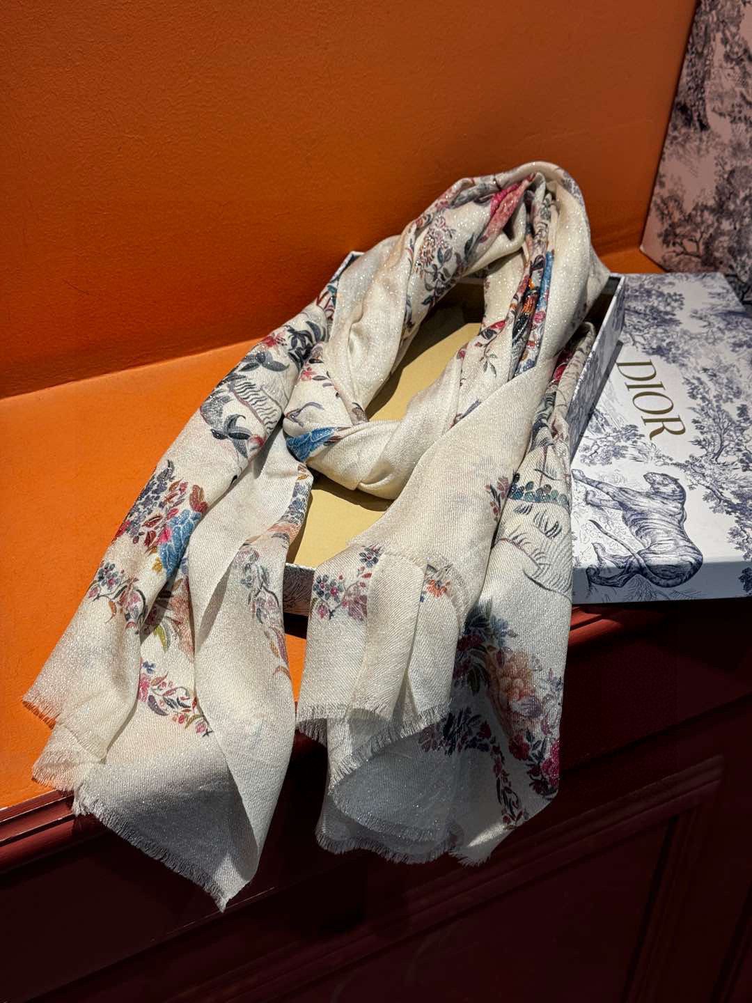 ✨✨【金银丝款】Dior专柜款～就是告诉大家这款必须收～上新🆕❤️ 新款长羊绒😍专柜同步🌈✨这个size