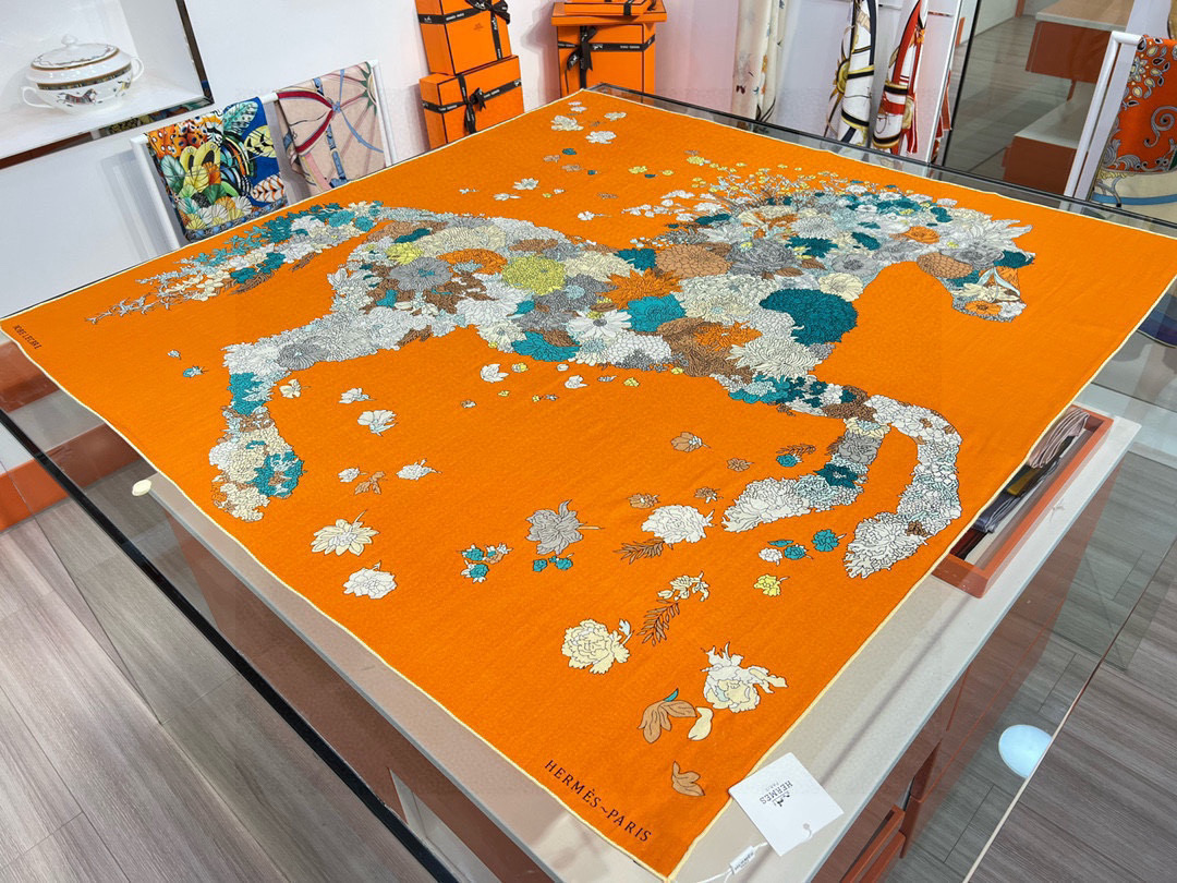  ❤  双面同色【▪️卓尔不凡，高级有气场！！】非常抬人，带点故事的精彩！永远加分的hermes艺术单品