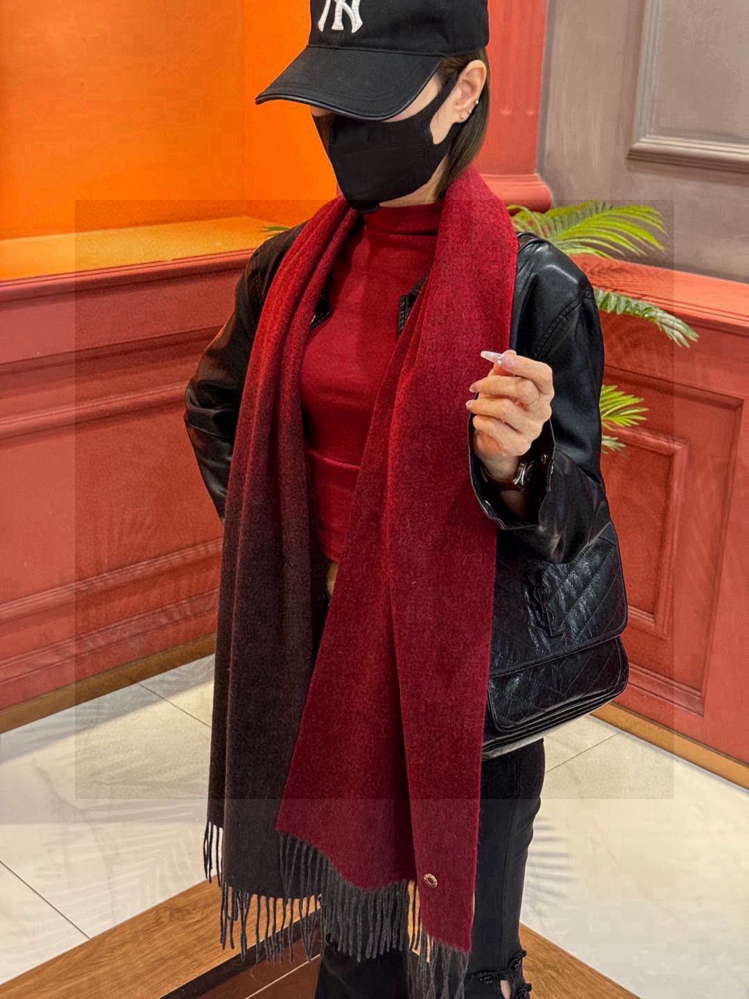  ✨✨太美了😍 【皮安娜】情侣款  美到要尖叫😱专柜最新款🎊英伦欧美范儿「多色渐变」又是一款即时尚又实用