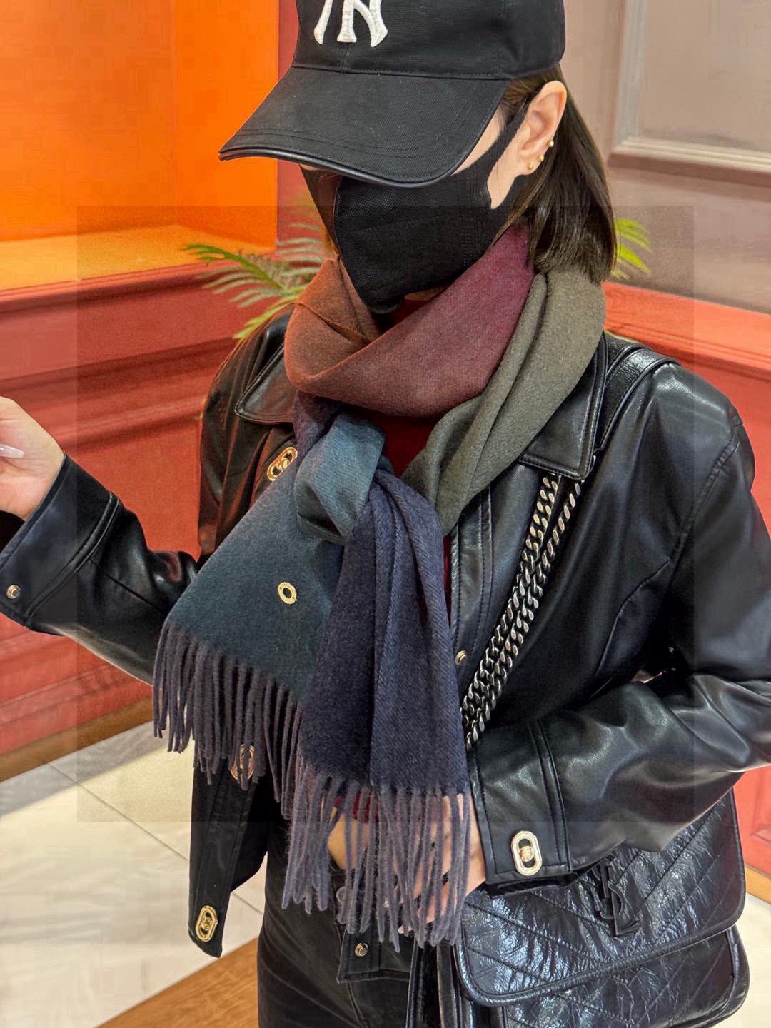  ✨✨太美了😍 【皮安娜】情侣款  美到要尖叫😱专柜最新款🎊英伦欧美范儿「多色渐变」又是一款即时尚又实用