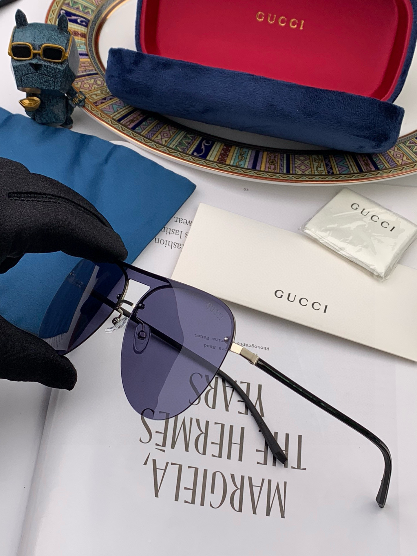   超好看 潮酷【GUCCI】古驰  新款太阳镜以独特魅力和前卫风格诠释春夏最新眼镜，中梁连体质感超好佩