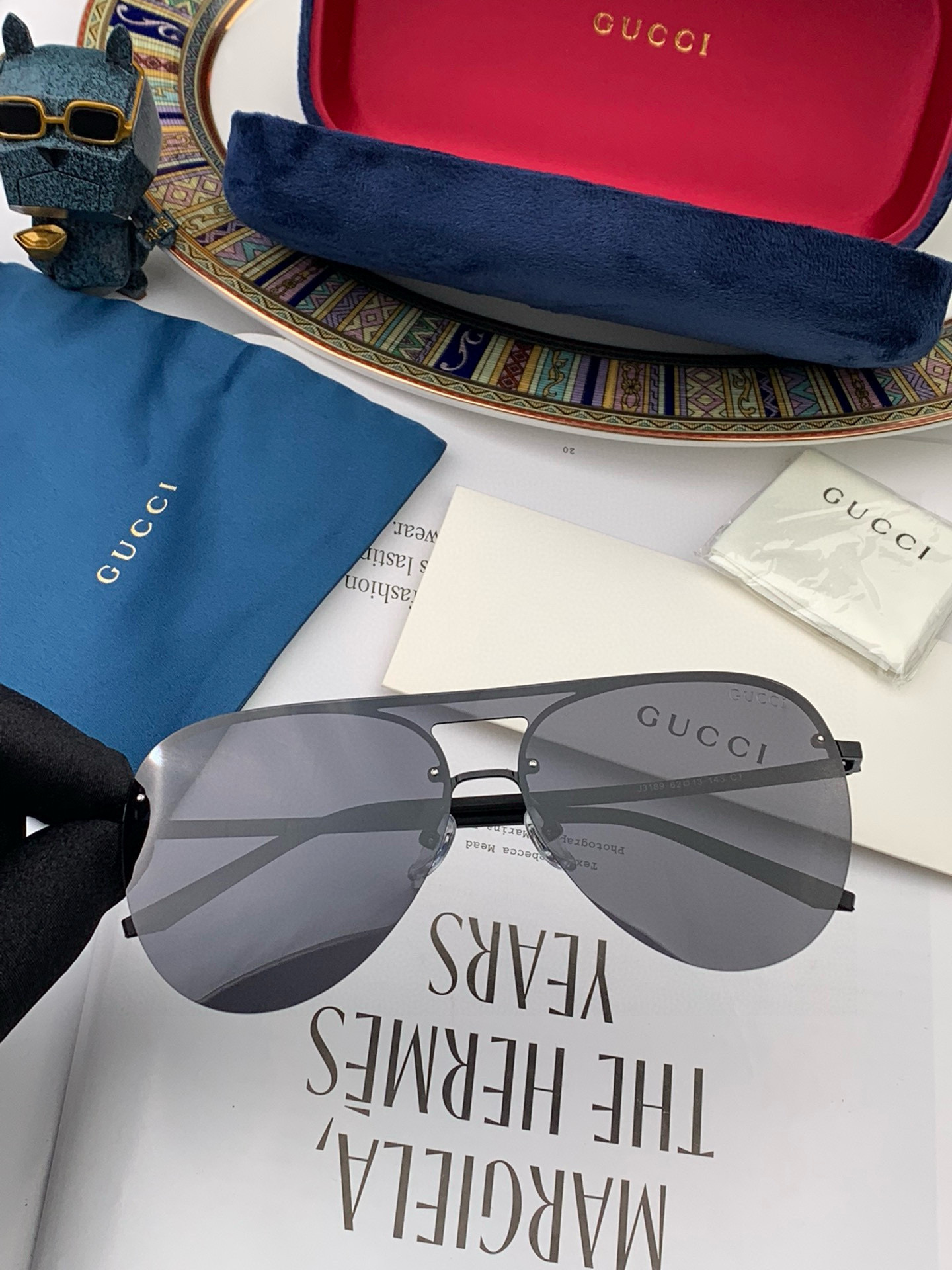   超好看 潮酷【GUCCI】古驰  新款太阳镜以独特魅力和前卫风格诠释春夏最新眼镜，中梁连体质感超好佩