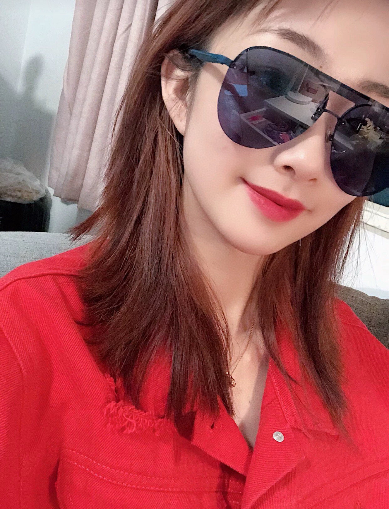   超好看 潮酷【GUCCI】古驰  新款太阳镜以独特魅力和前卫风格诠释春夏最新眼镜，中梁连体质感超好佩