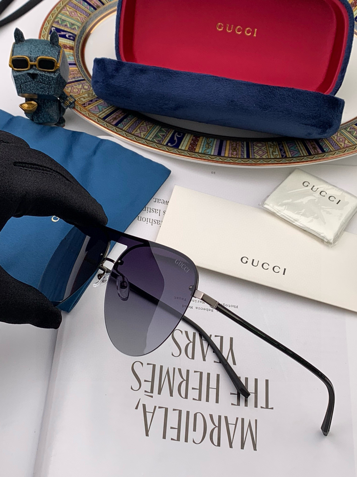   超好看 潮酷【GUCCI】古驰  新款太阳镜以独特魅力和前卫风格诠释春夏最新眼镜，中梁连体质感超好佩