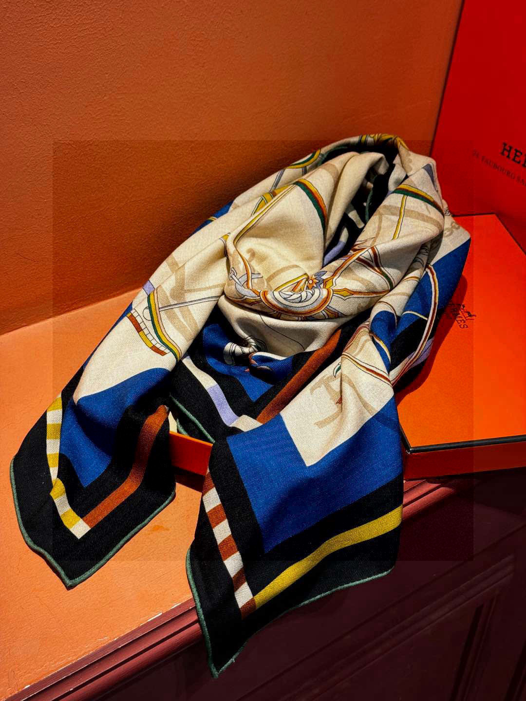 ❄️【双面同色】原单爱马仕140cm丝绒方巾💕 《平衡马车》，没有体验过野村大辅的豪华马车，就不算拥有丰