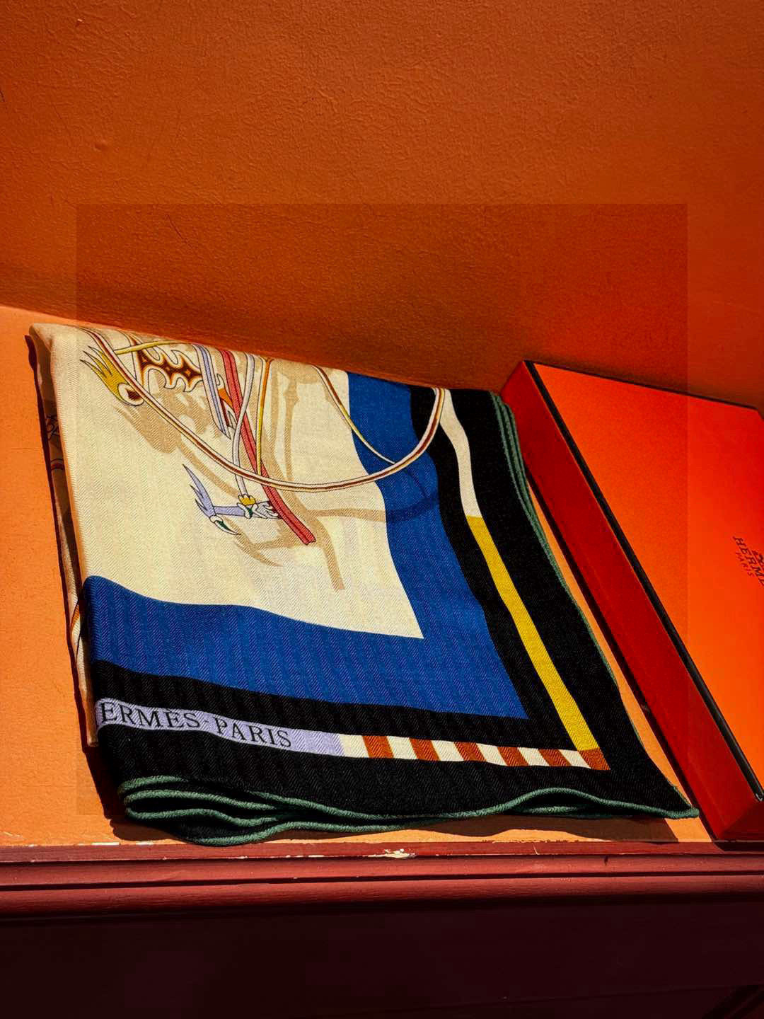 ❄️【双面同色】原单爱马仕140cm丝绒方巾💕 《平衡马车》，没有体验过野村大辅的豪华马车，就不算拥有丰