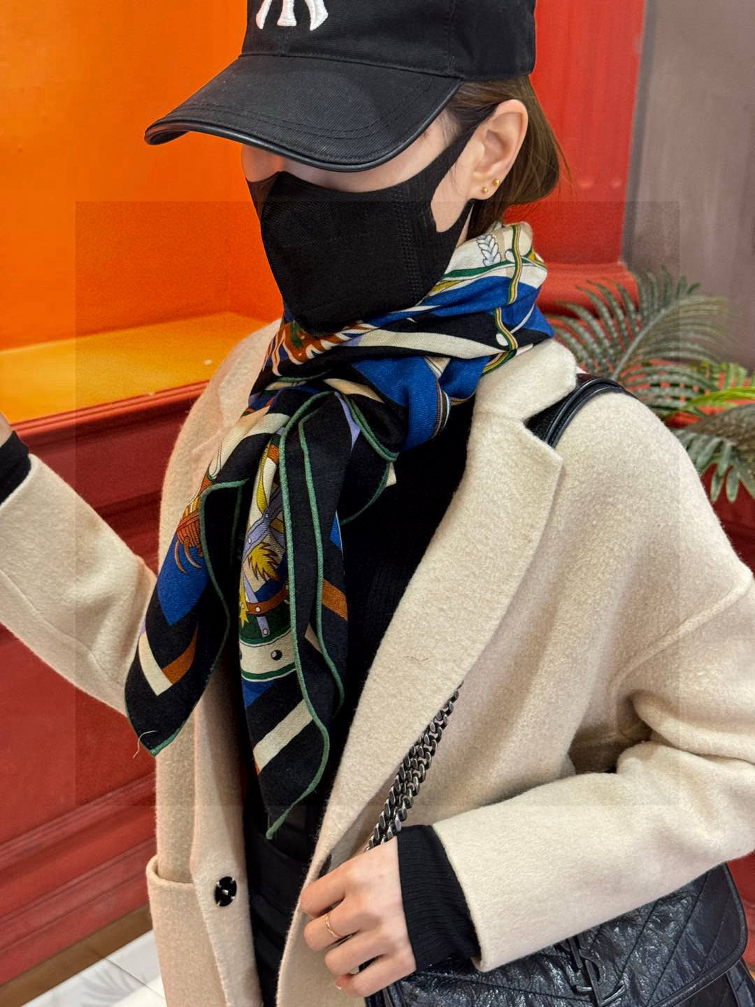 ❄️【双面同色】原单爱马仕140cm丝绒方巾💕 《平衡马车》，没有体验过野村大辅的豪华马车，就不算拥有丰