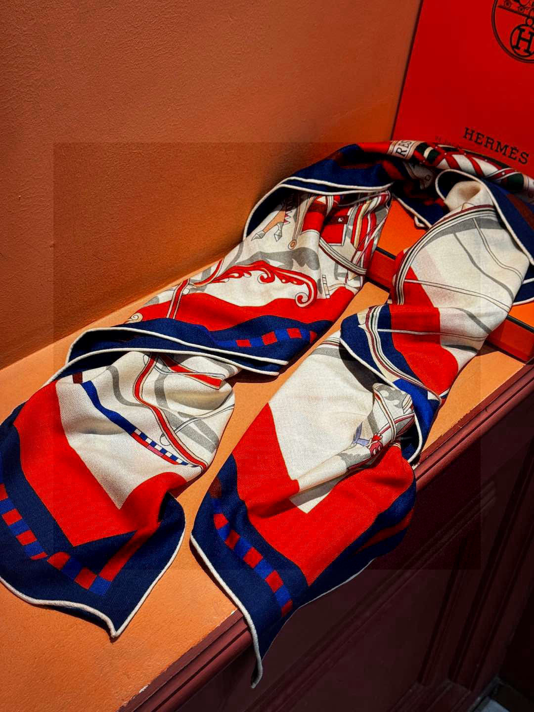 ❄️【双面同色】原单爱马仕140cm丝绒方巾💕 《平衡马车》，没有体验过野村大辅的豪华马车，就不算拥有丰