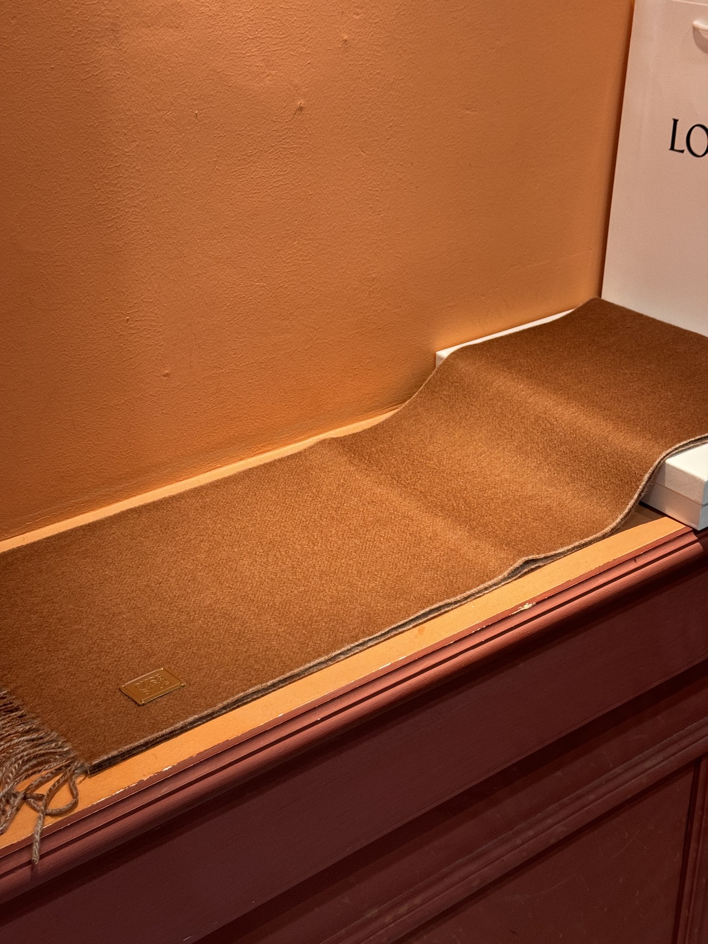  ✨✨太美了😍罗意威 情侣款 美到要尖叫😱专柜最新款🎊英伦欧美范儿 又是一款即时尚又实用的大围巾&长巾，