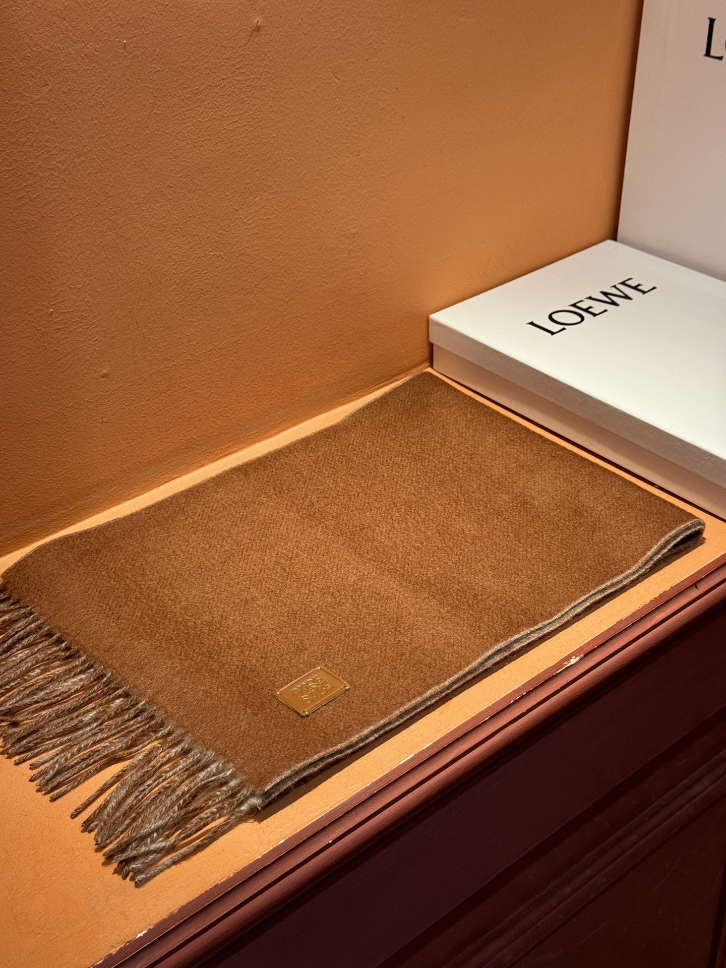  ✨✨太美了😍罗意威 情侣款 美到要尖叫😱专柜最新款🎊英伦欧美范儿 又是一款即时尚又实用的大围巾&长巾，