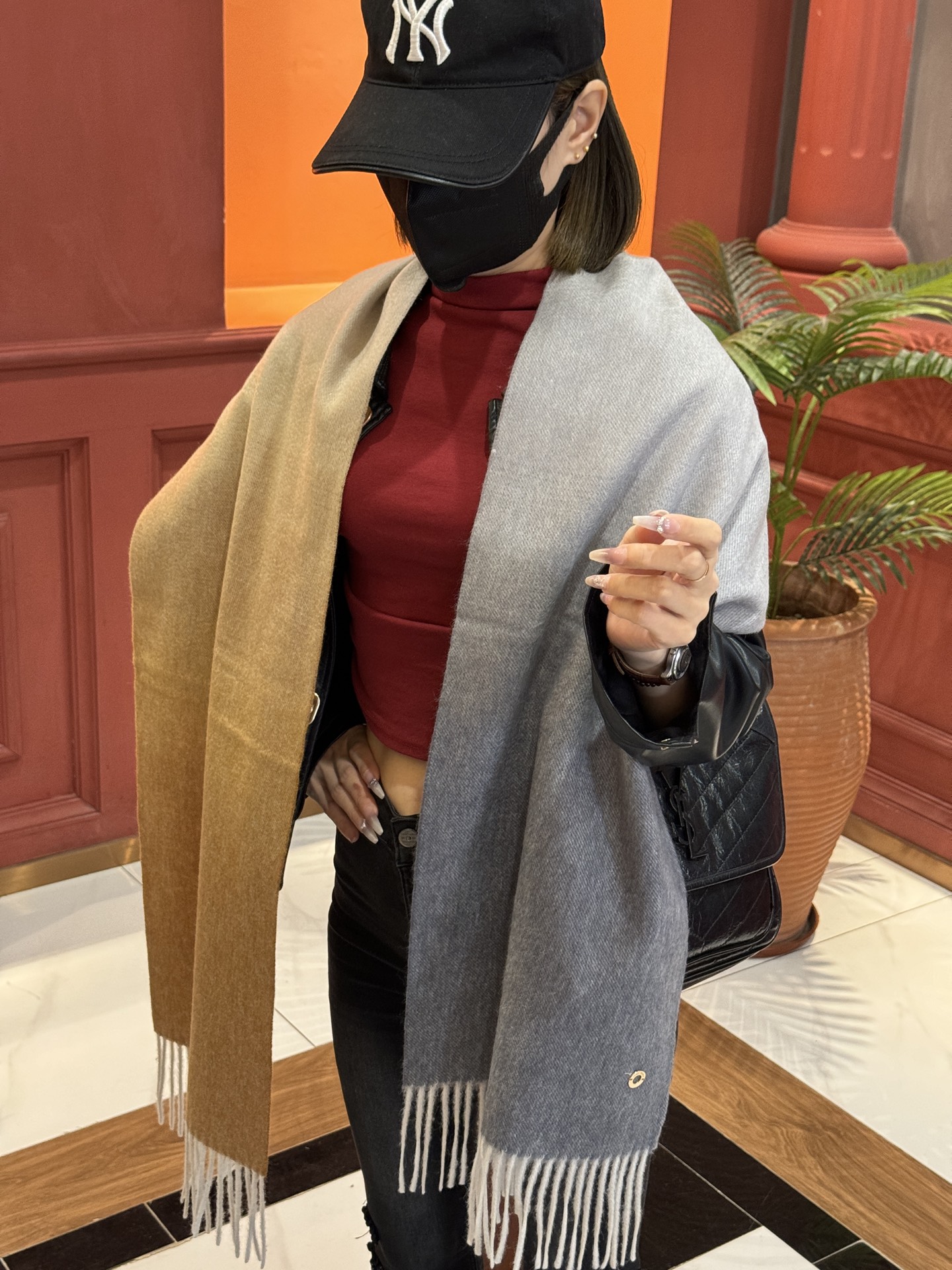  ✨✨太美了😍 【皮安娜】情侣款  美到要尖叫😱专柜最新款🎊英伦欧美范儿「多色渐变」又是一款即时尚又实用