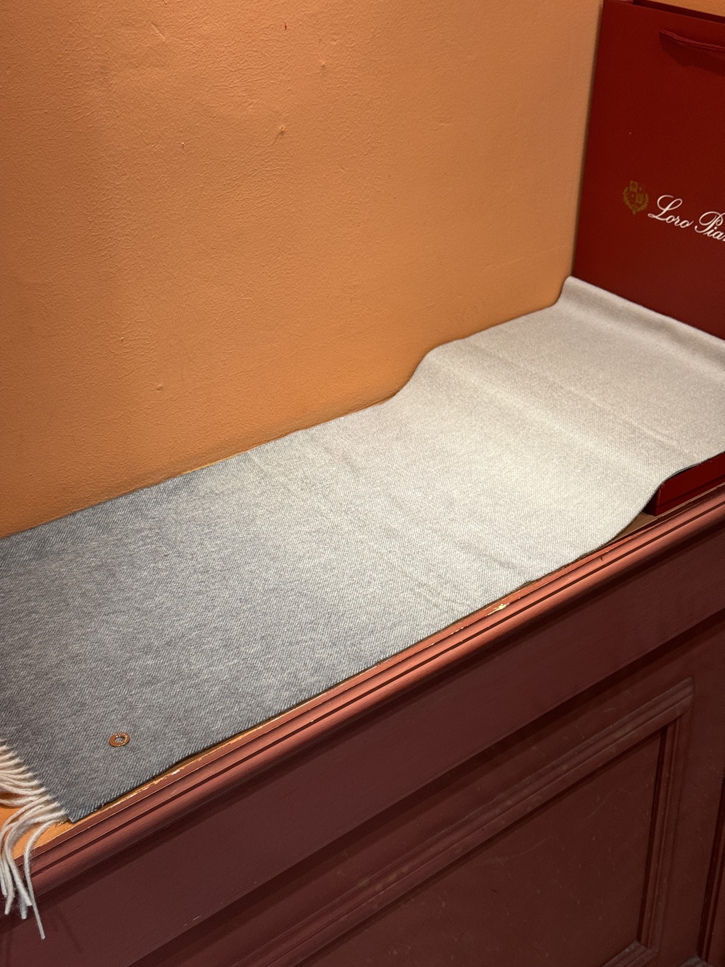  ✨✨太美了😍 【皮安娜】情侣款  美到要尖叫😱专柜最新款🎊英伦欧美范儿「多色渐变」又是一款即时尚又实用