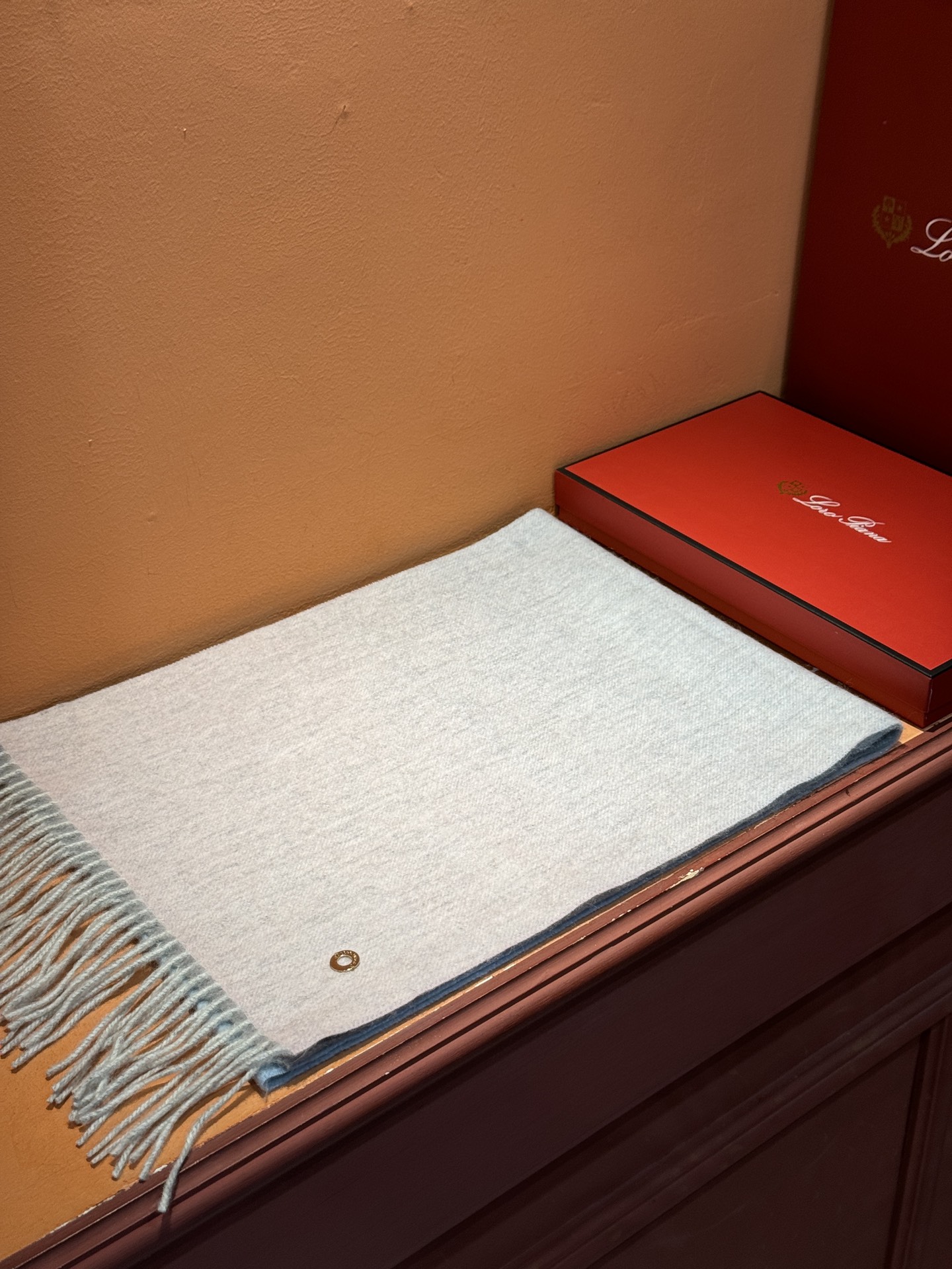  ✨✨太美了😍 【皮安娜】情侣款  美到要尖叫😱专柜最新款🎊英伦欧美范儿「多色渐变」又是一款即时尚又实用