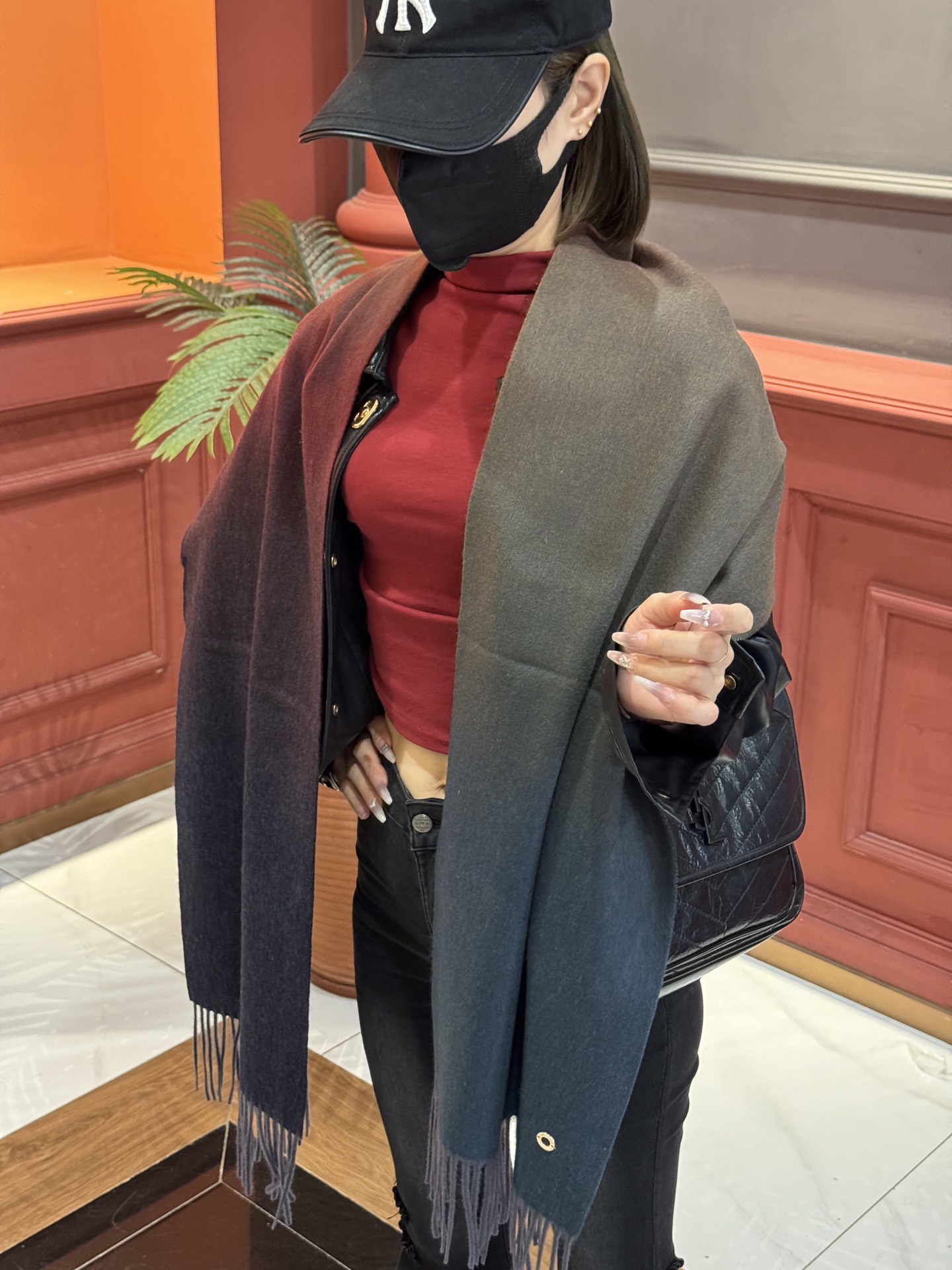  ✨✨太美了😍 【皮安娜】情侣款  美到要尖叫😱专柜最新款🎊英伦欧美范儿「多色渐变」又是一款即时尚又实用