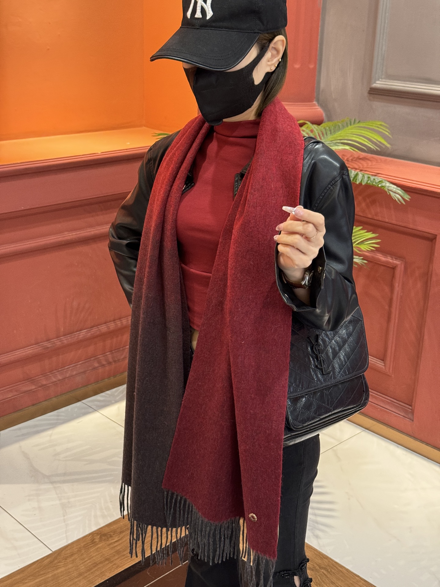  ✨✨太美了😍 【皮安娜】情侣款  美到要尖叫😱专柜最新款🎊英伦欧美范儿「多色渐变」又是一款即时尚又实用