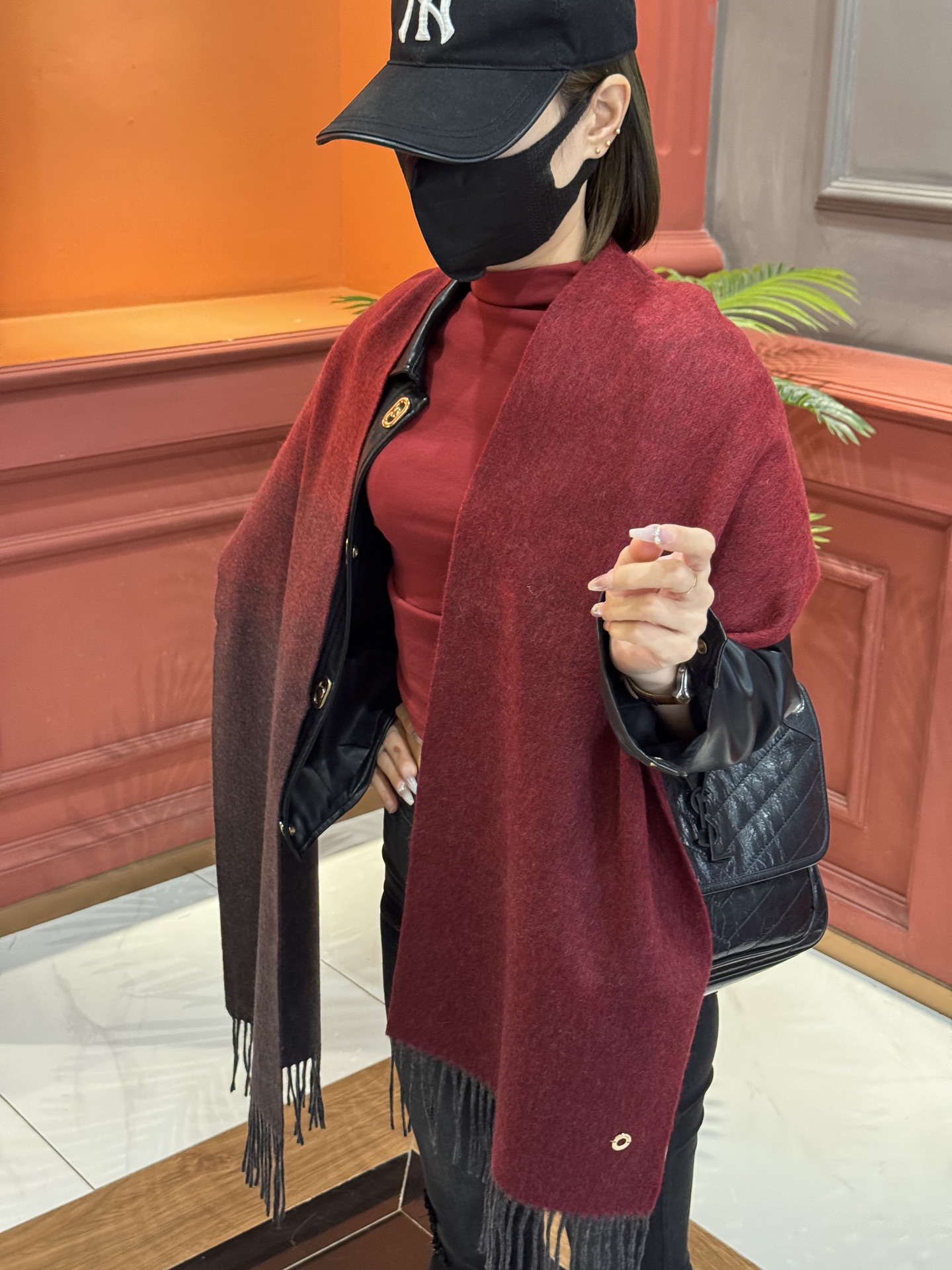  ✨✨太美了😍 【皮安娜】情侣款  美到要尖叫😱专柜最新款🎊英伦欧美范儿「多色渐变」又是一款即时尚又实用