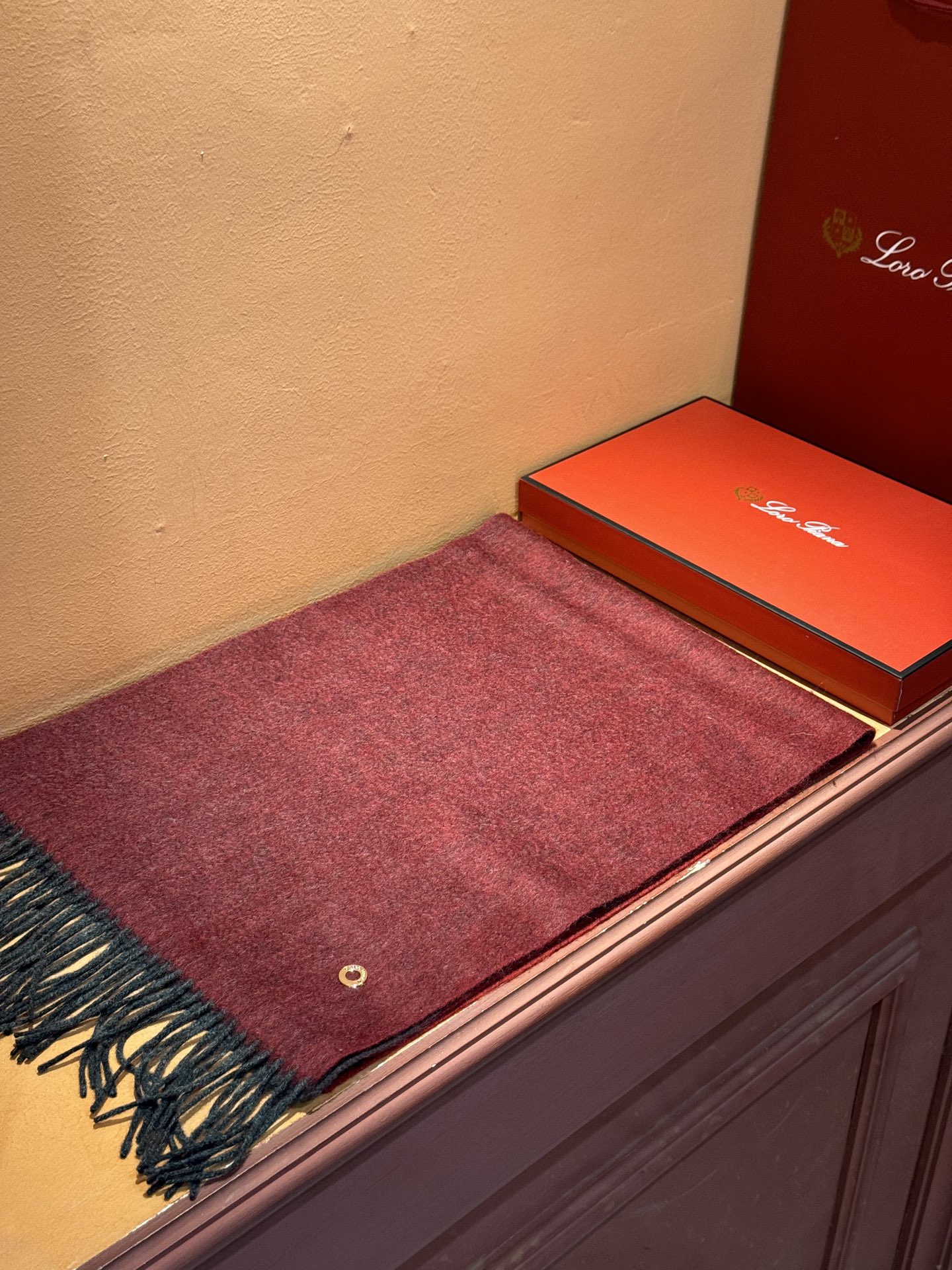  ✨✨太美了😍 【皮安娜】情侣款  美到要尖叫😱专柜最新款🎊英伦欧美范儿「多色渐变」又是一款即时尚又实用