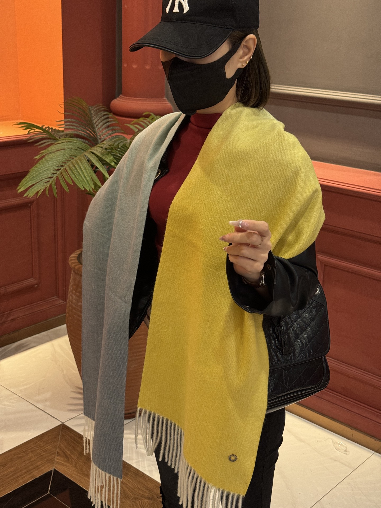  ✨✨太美了😍 【皮安娜】情侣款  美到要尖叫😱专柜最新款🎊英伦欧美范儿「多色渐变」又是一款即时尚又实用