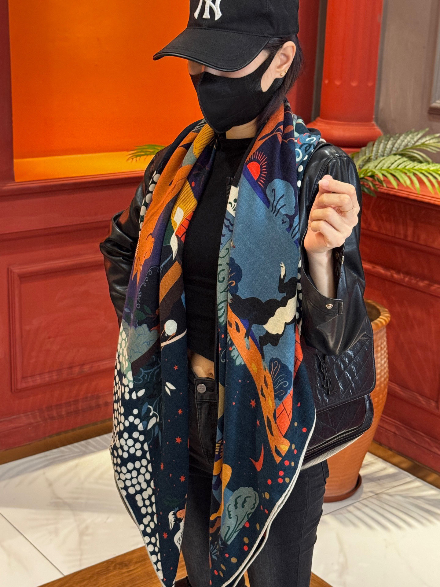  新款现货💖💖140丝绒方巾双面同色（专柜同步Hermes爱马仕）‼️抢‼️VIP推荐 ‼️下手一定要快